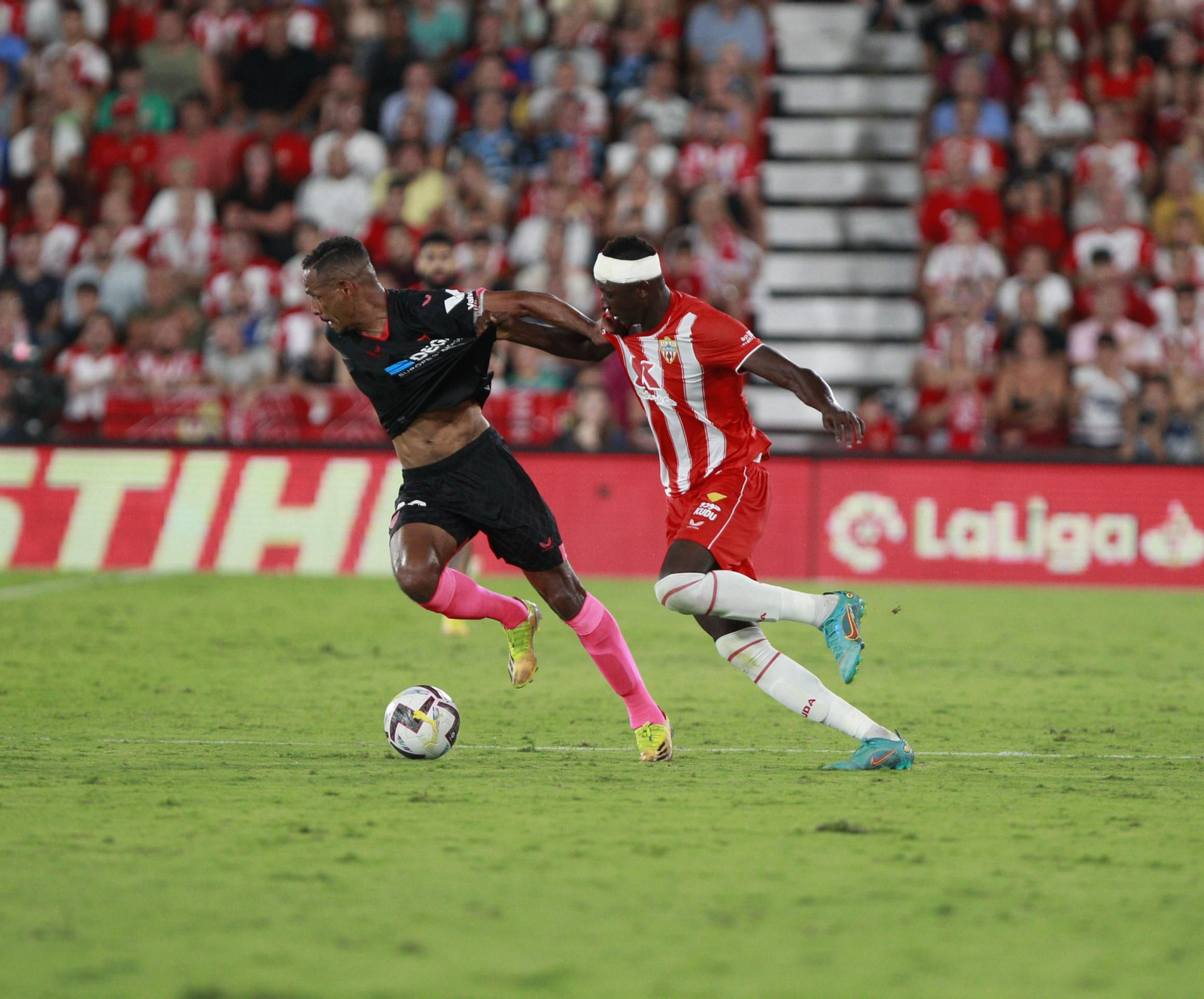 Imágenes del partido U.D. Almería-Sevilla F.C.