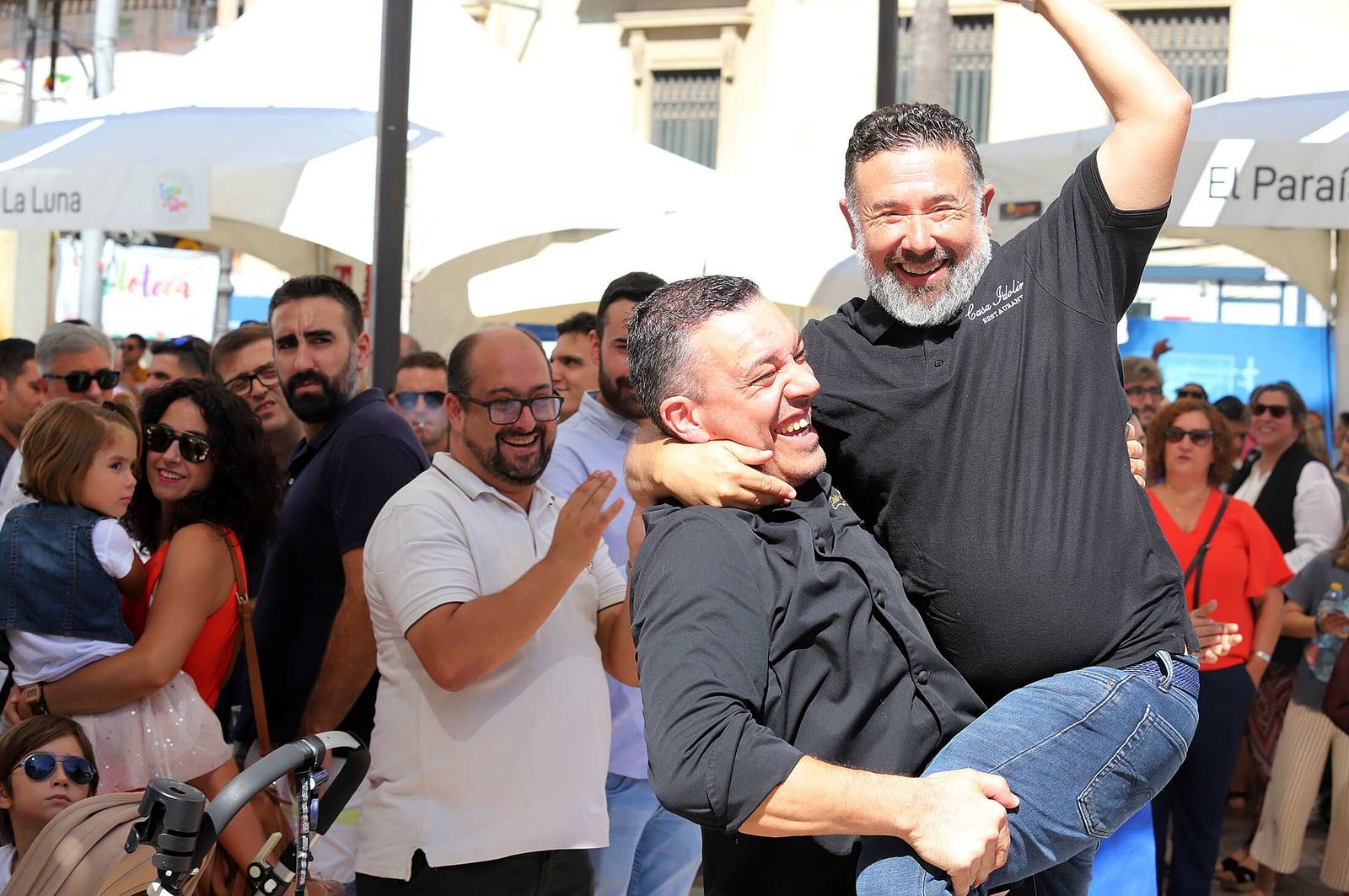 Imágenes de la Feria de la Tapa. Casa Idolina gana el concurso a la mejor tapa