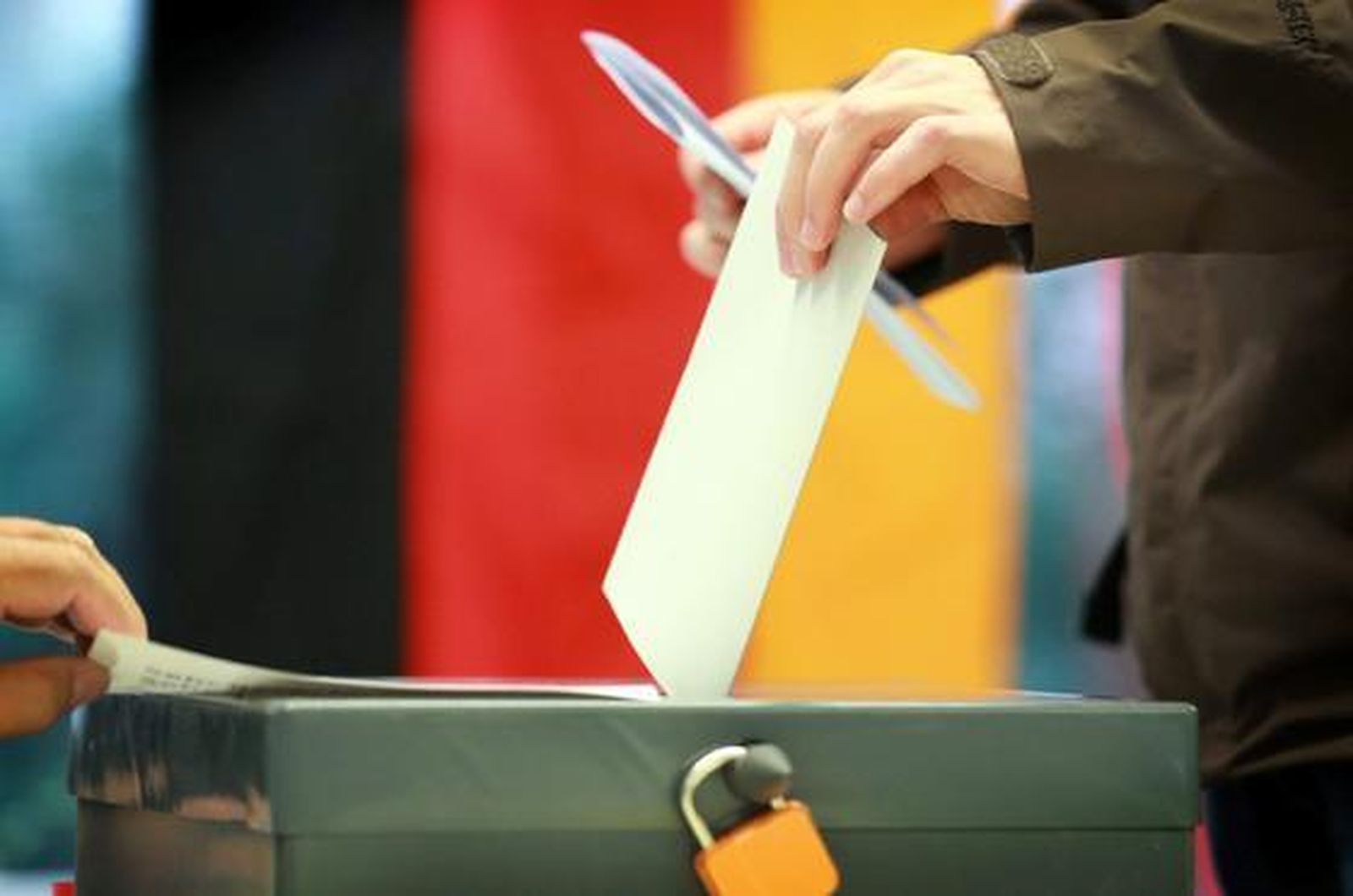 La jornada ha transcurrido con mucha calma.  Foto: EFE