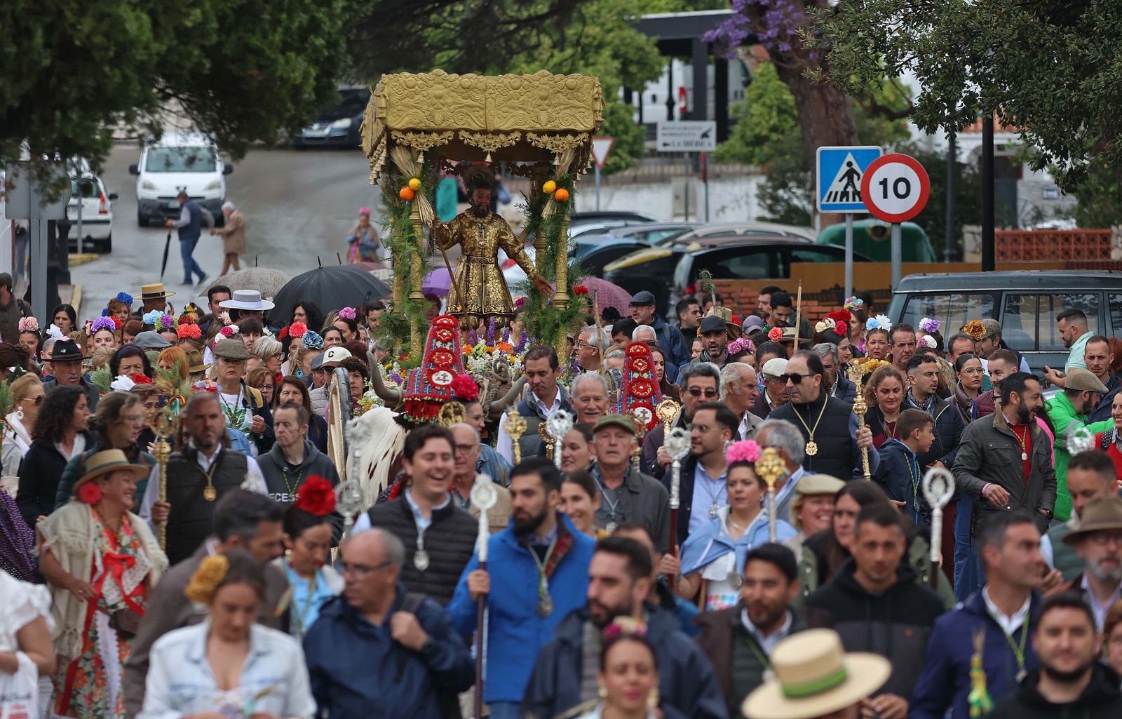 Búscate en las fotos del sábado en la romería de Los Barrios