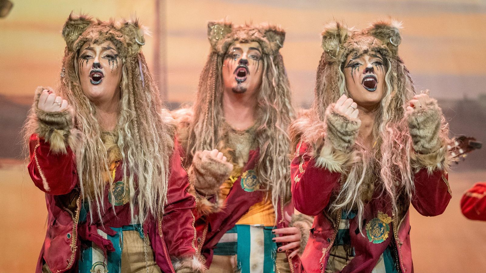 Búscate entre las mejores imágenes de la quinta sesión de cuartos de final del COAC 2025