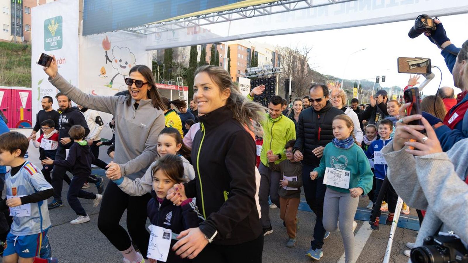 En imágenes: Los niños y niñas de los colegios de Jaén, protagonistas de la San Antón Escolar