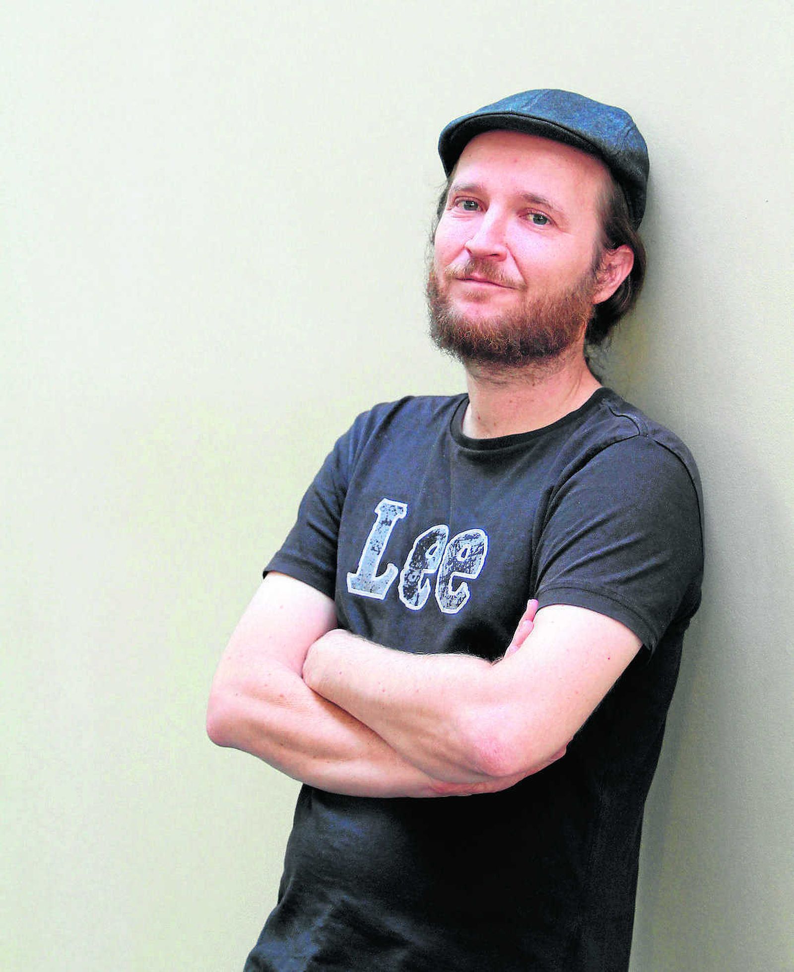 Miguel Serrano Larraz (Zaragoza, 1977).