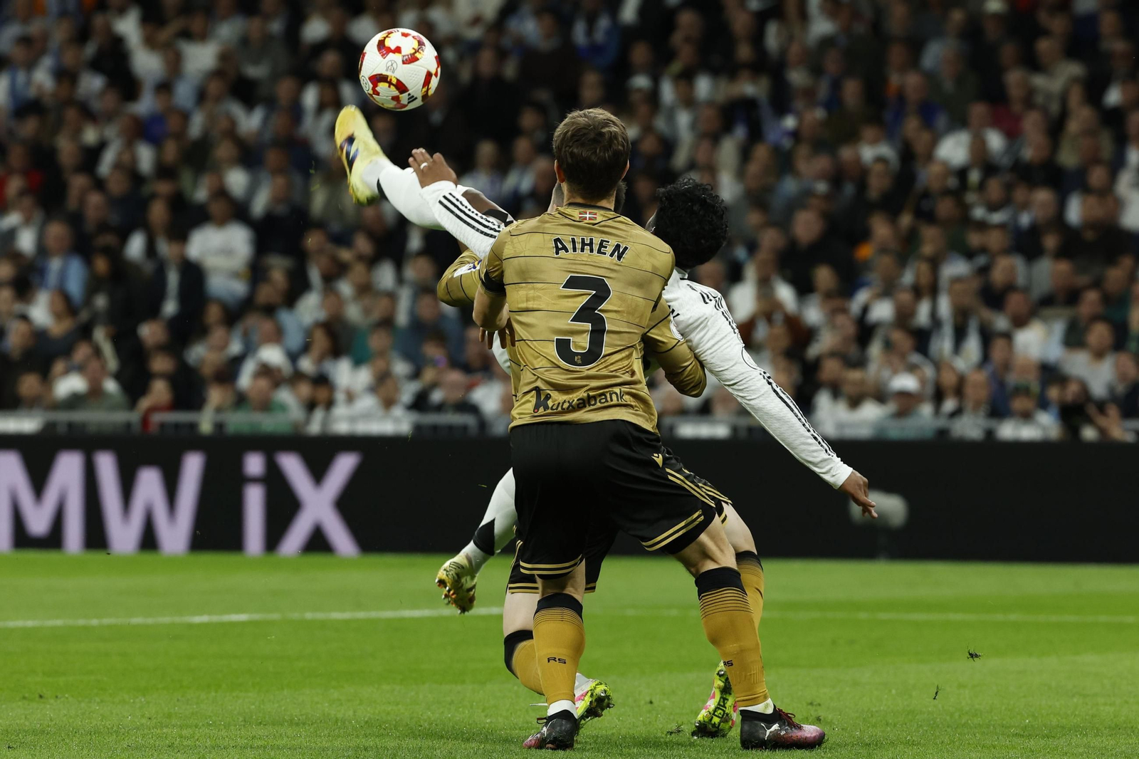 Las fotos del Real Madrid - Real Sociedad camino del Estadio de la Cartuja
