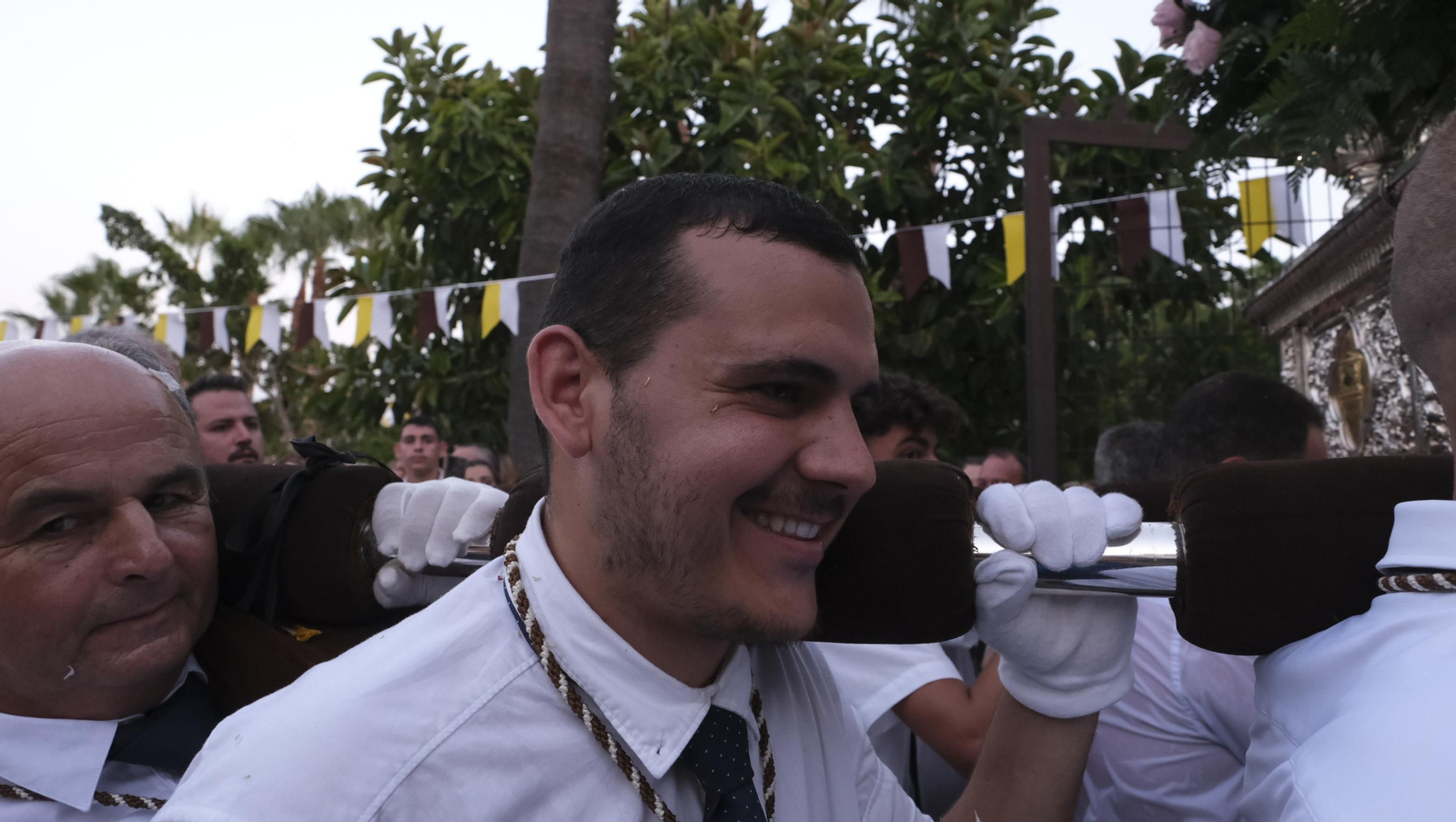 Procesión terrestre de la Virgen del Carmen en Aguadulce