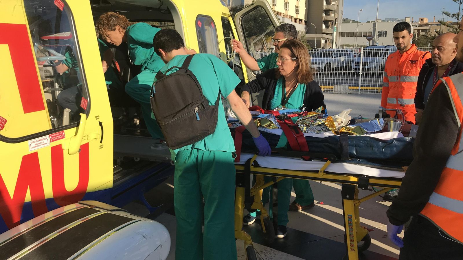 El traslado a Barcelona en helicóptero de un niño conectado a ECMO el 30 de enero del año pasado.
