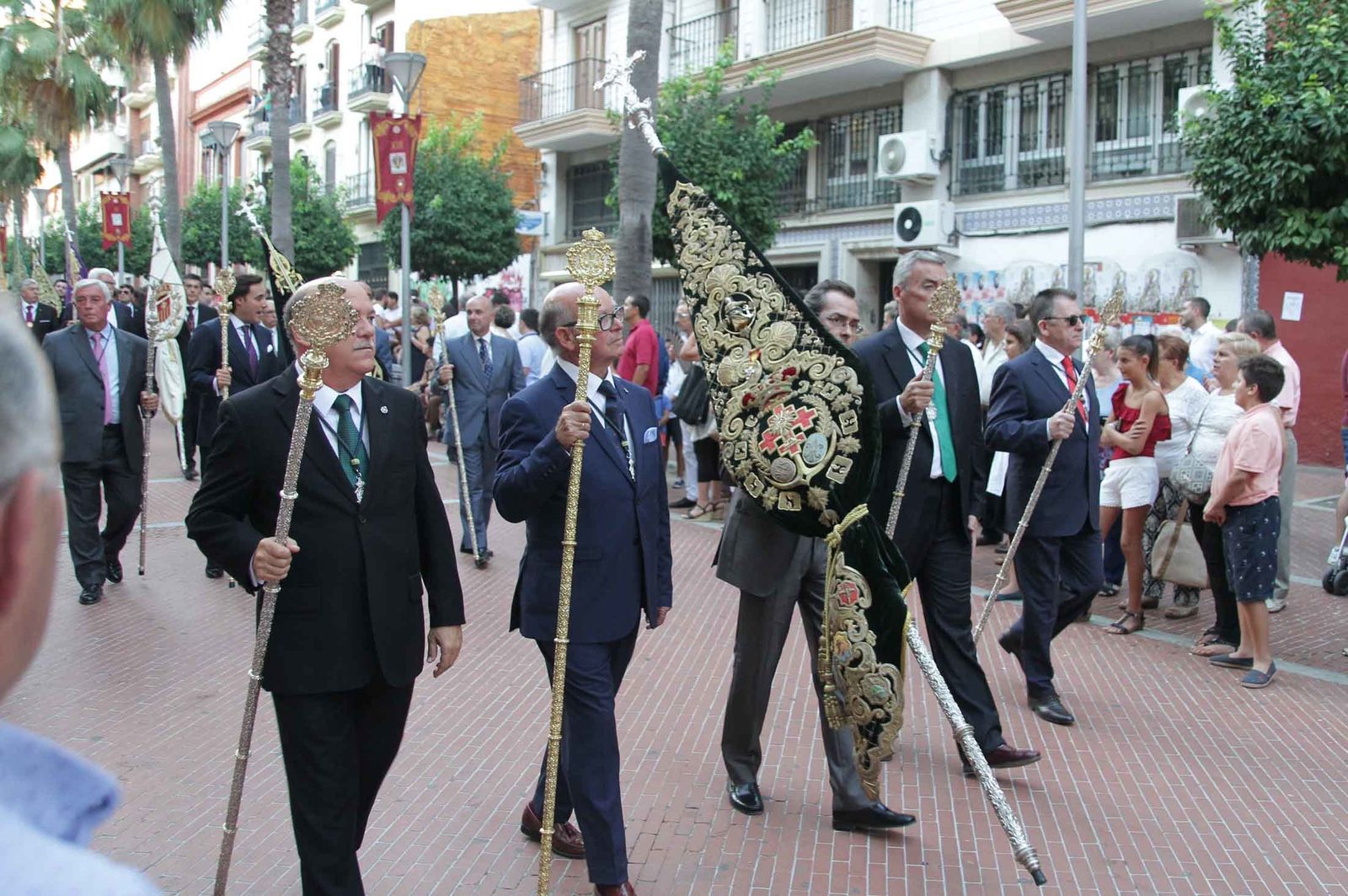 Imágenes del Señor de Pasión en la procesión del centenario de la hermandad