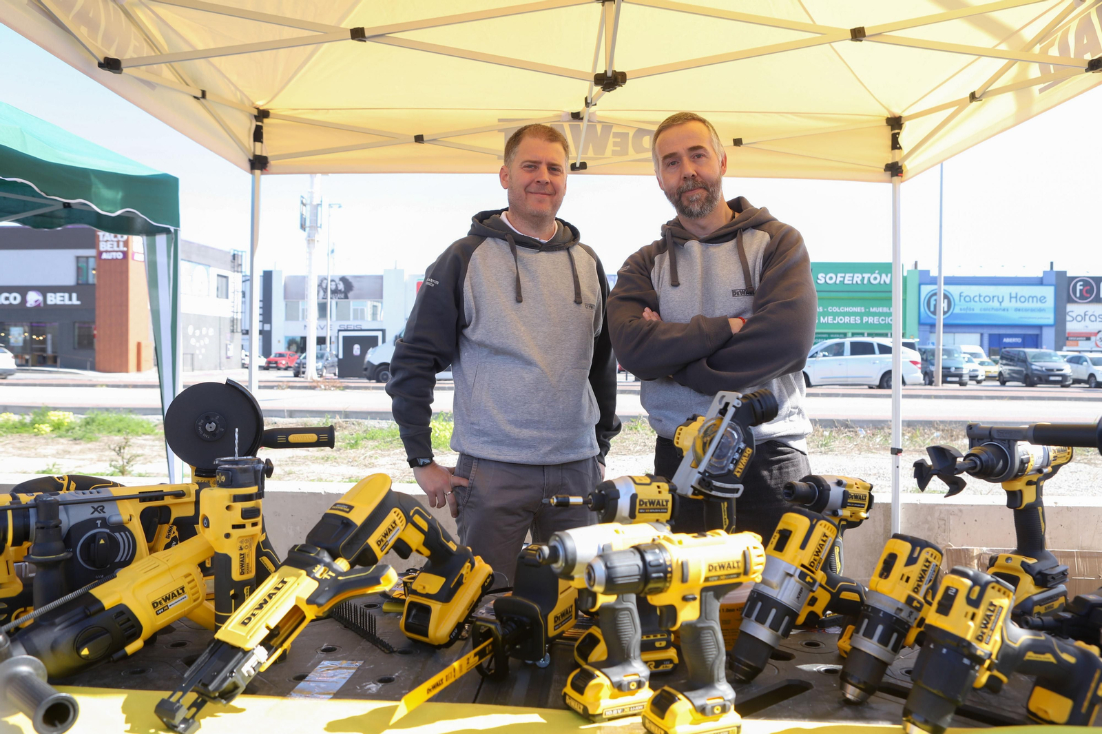 Imágenes del evento para profesionales y presentación del nuevo catálogo de Obramat