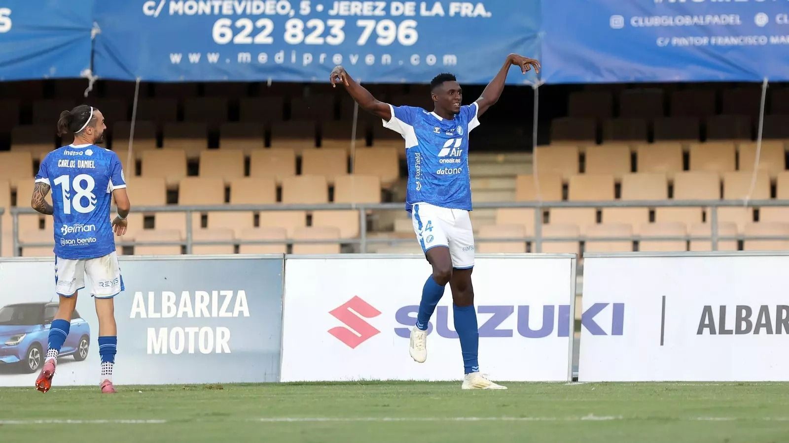 El central nigeriano Udom será baja ante el Extremadura.