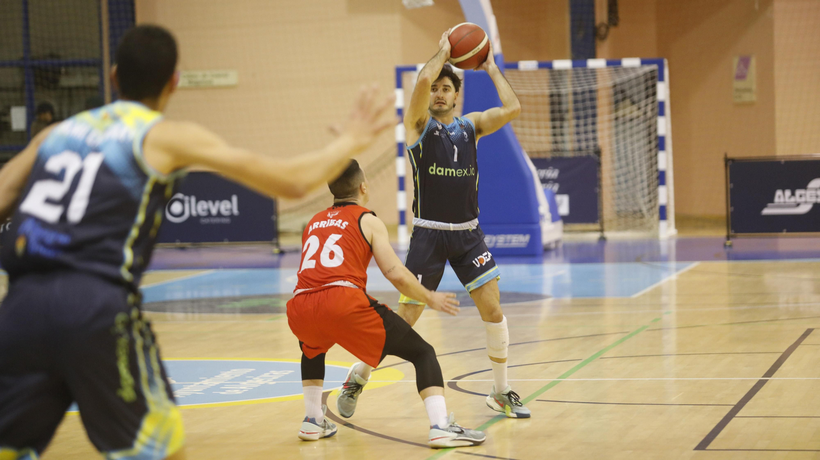 Las fotos del Udea Algeciras - Juventud Alcalá