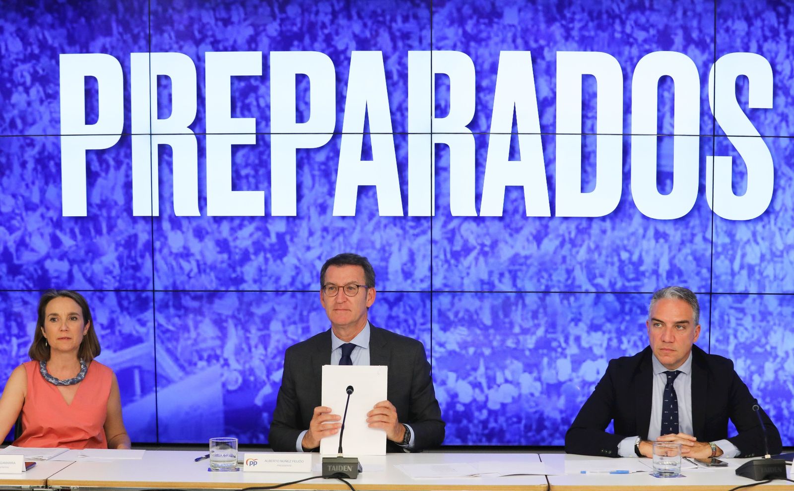 Cuca Gamarra, Albérto Núñez Feijóo y Elias Bendodo