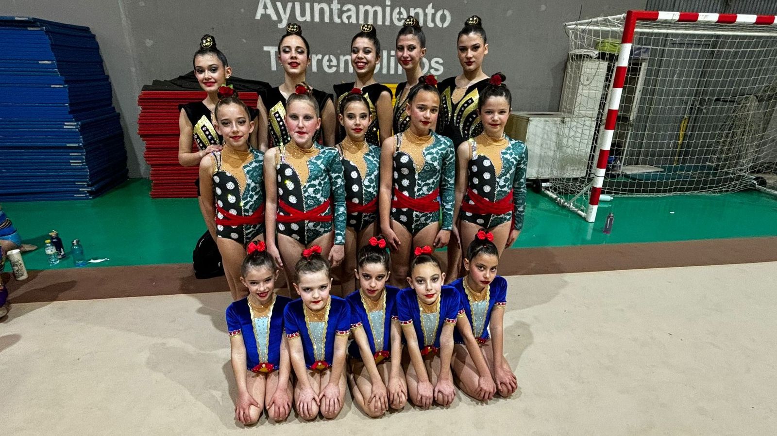 Un grupo de gimnastas del club de Tesorillo, en Torremolinos