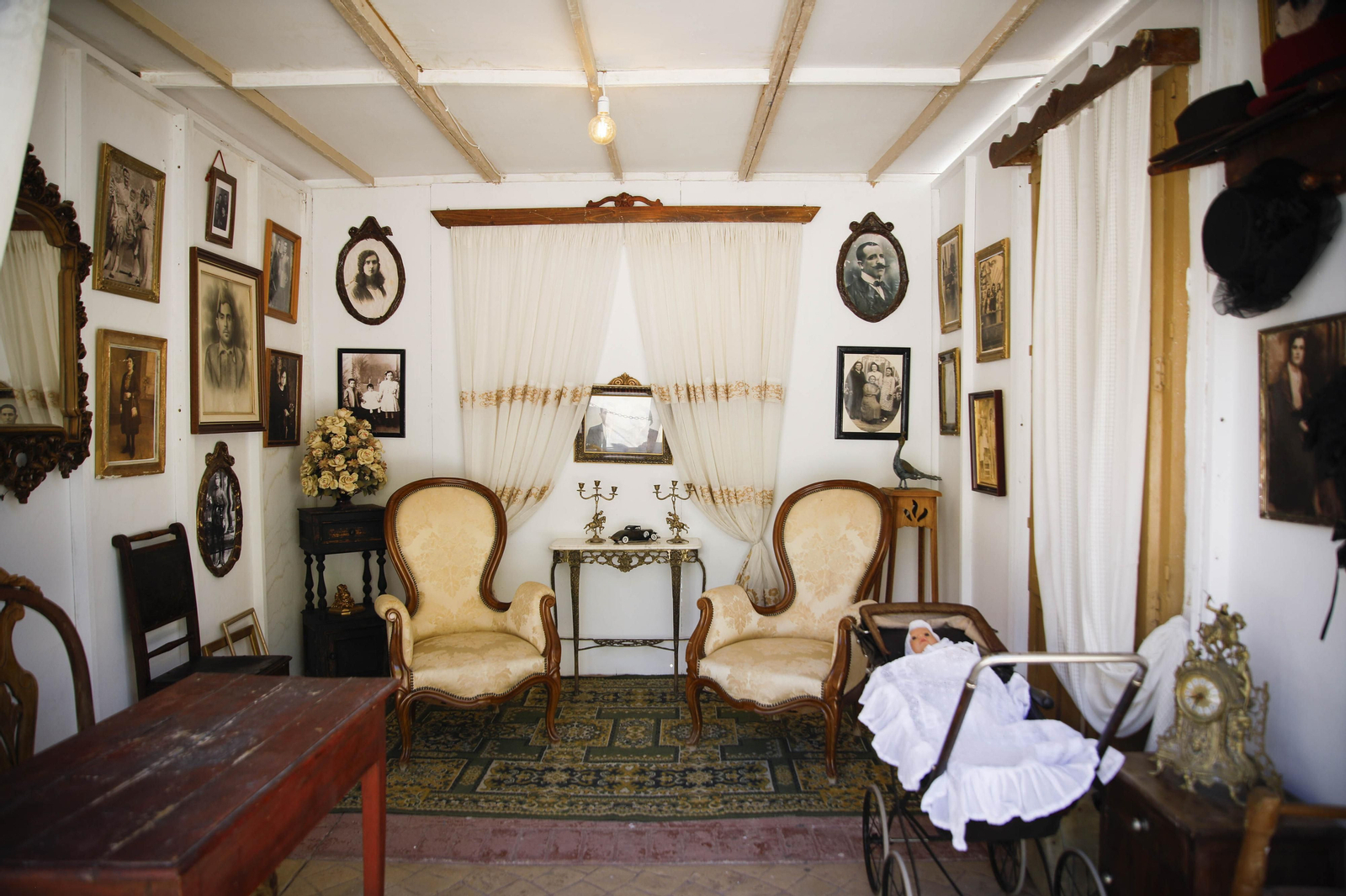 Imágenes de "Canteros y Caciques en la lucha por el Mármol" de Macael