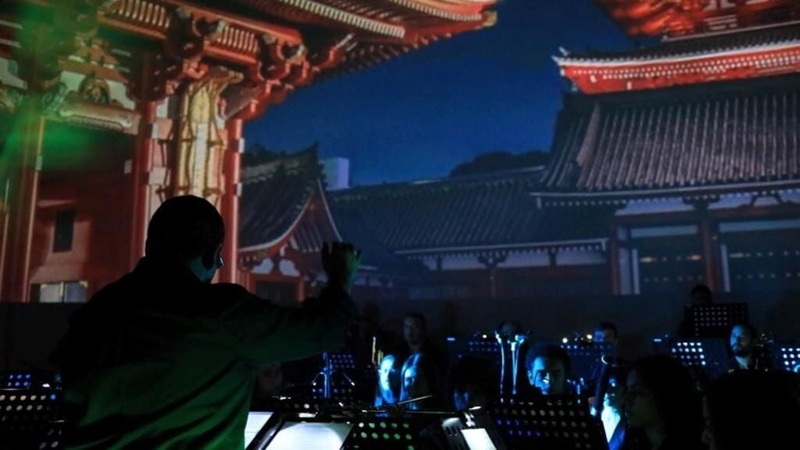 Concierto de la banda de música del asociación cultural musical San José Artesano en las salas de cine del centro comercial San Fernando Plaza.
