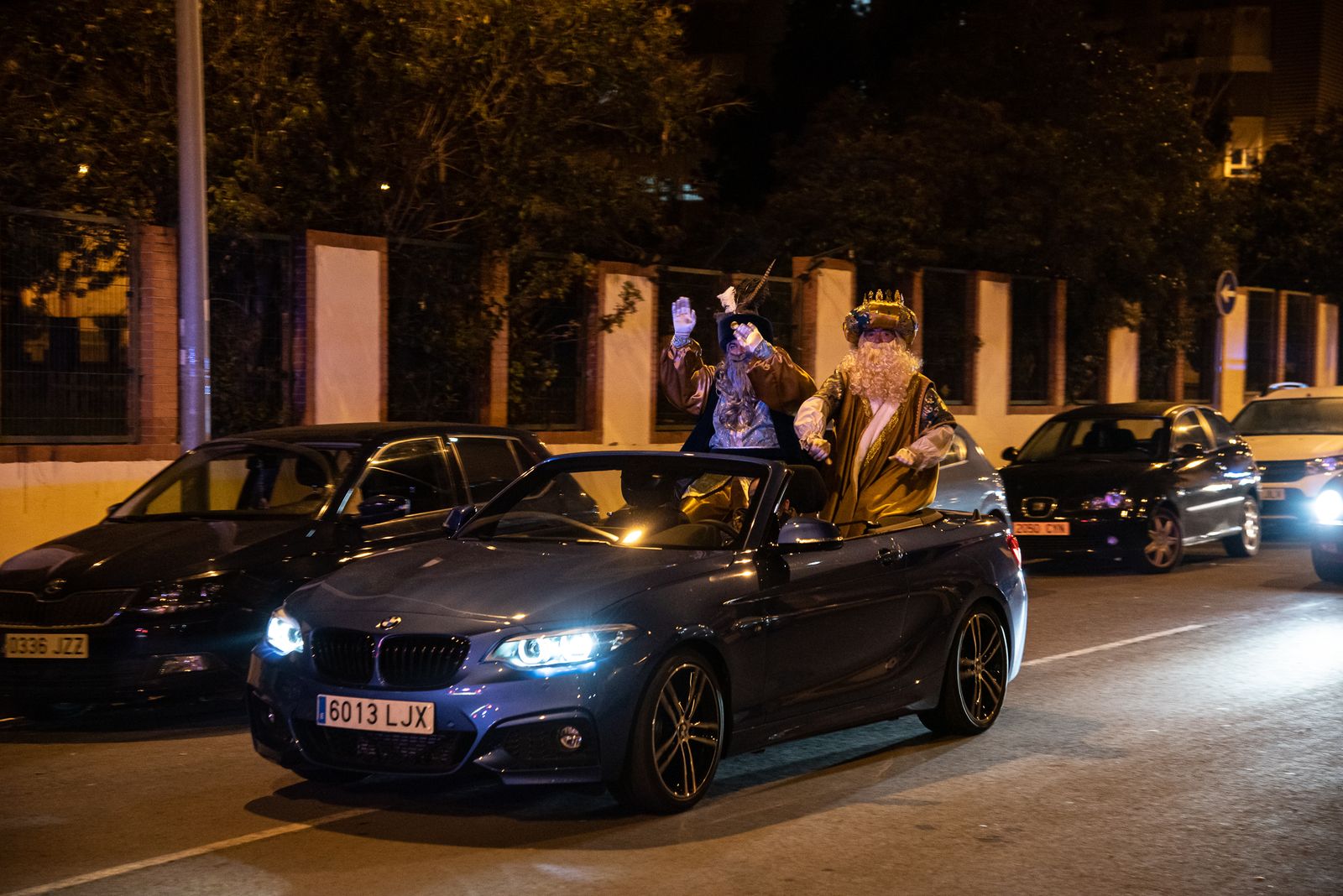 Imágenes de los Reyes Magos a su paso por Fererico Molina, Pérez Cubillas y Antonio Machado