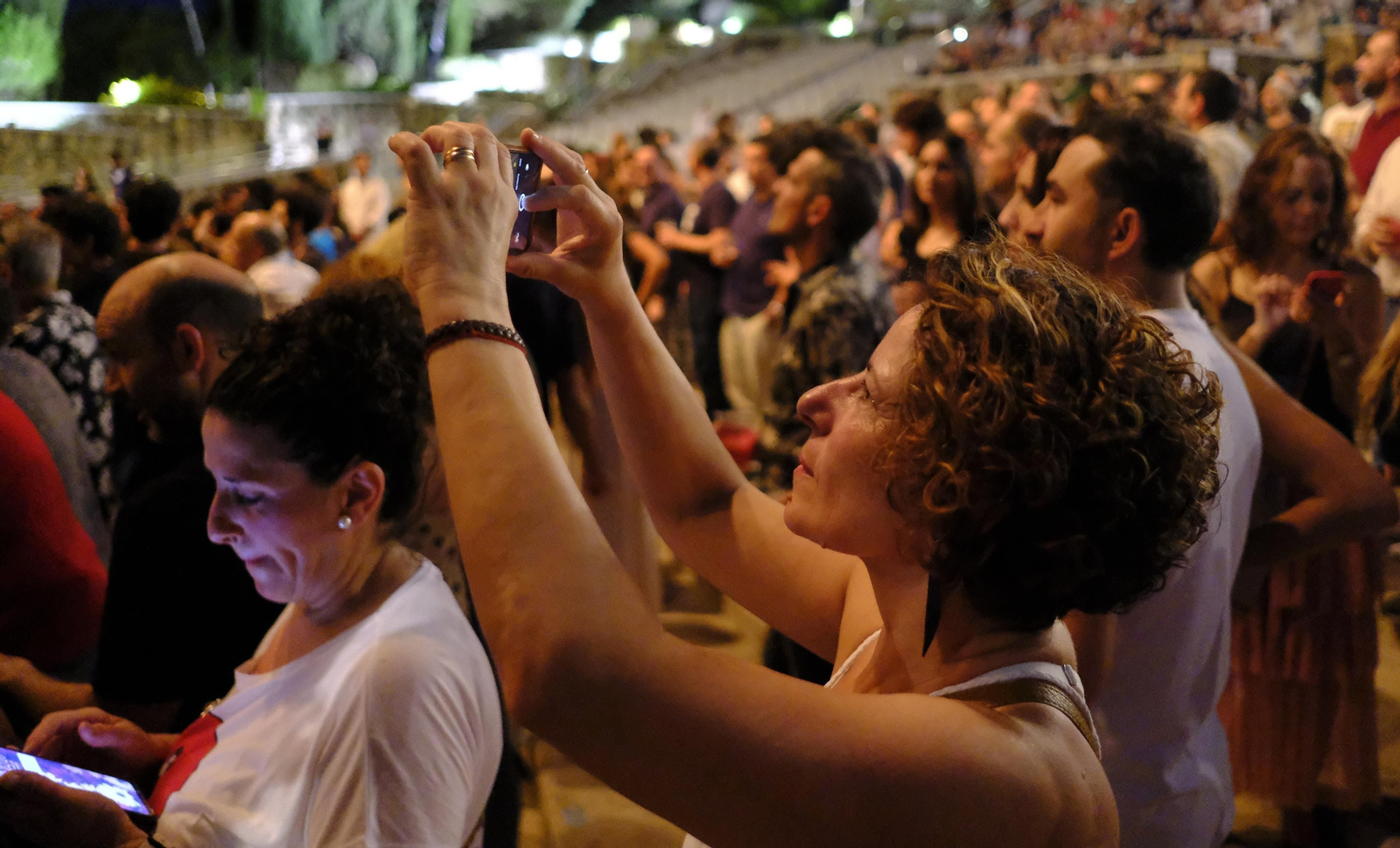 El concierto de Calamaro en el Festival de la Guitarra de Córdoba, en imágenes