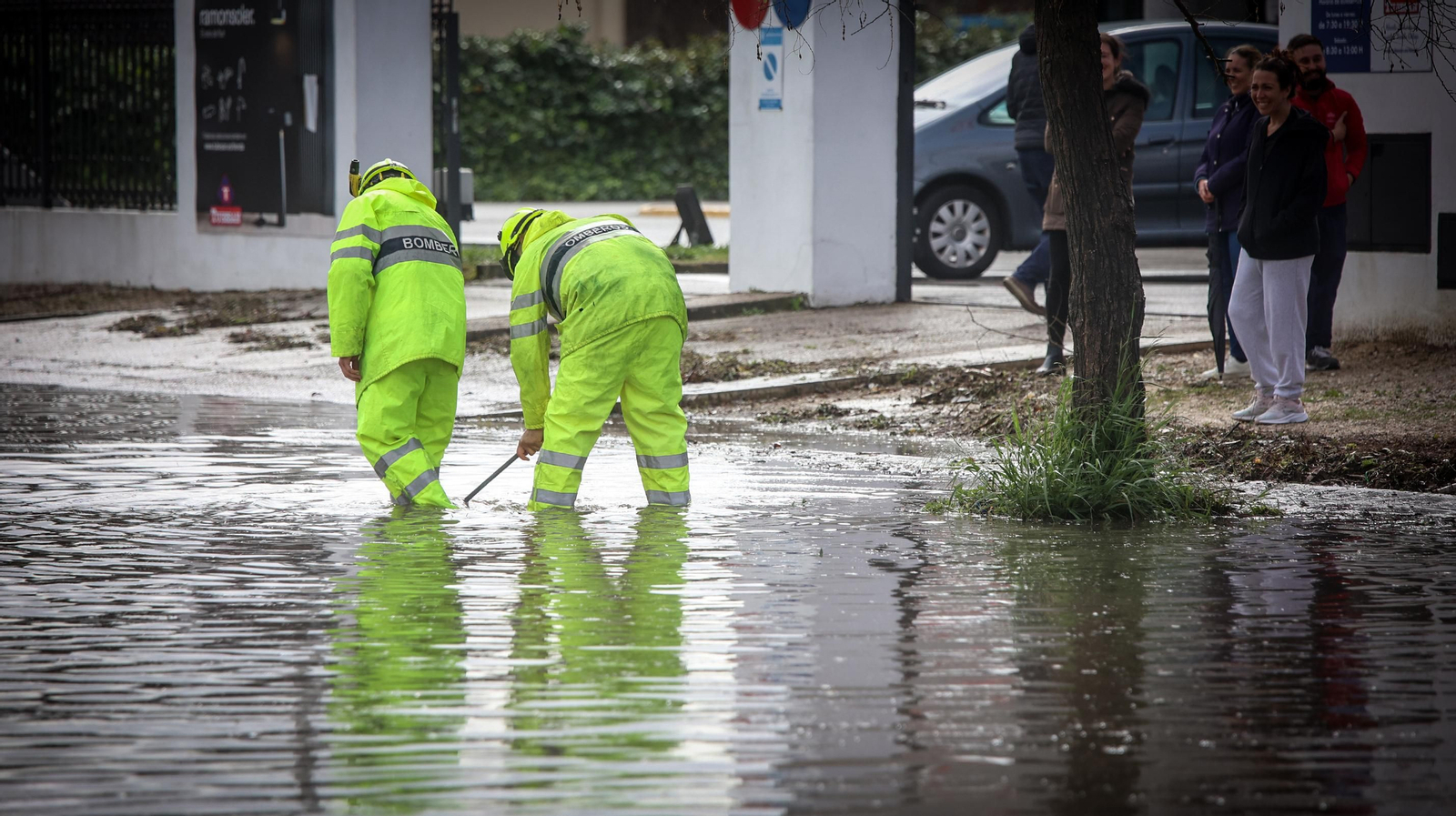 La borrasca Karlotta provoca inundaciones en algunas zonas de Jerez