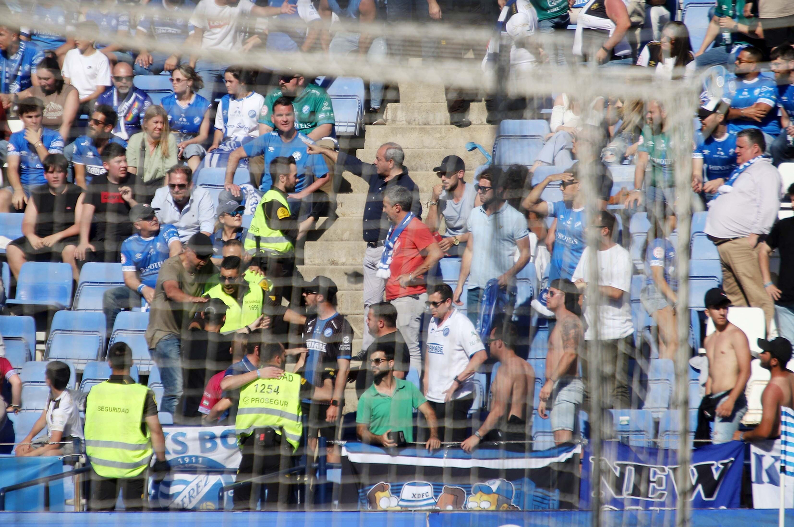 Imágenes del ambiente en el Recre-Jerez