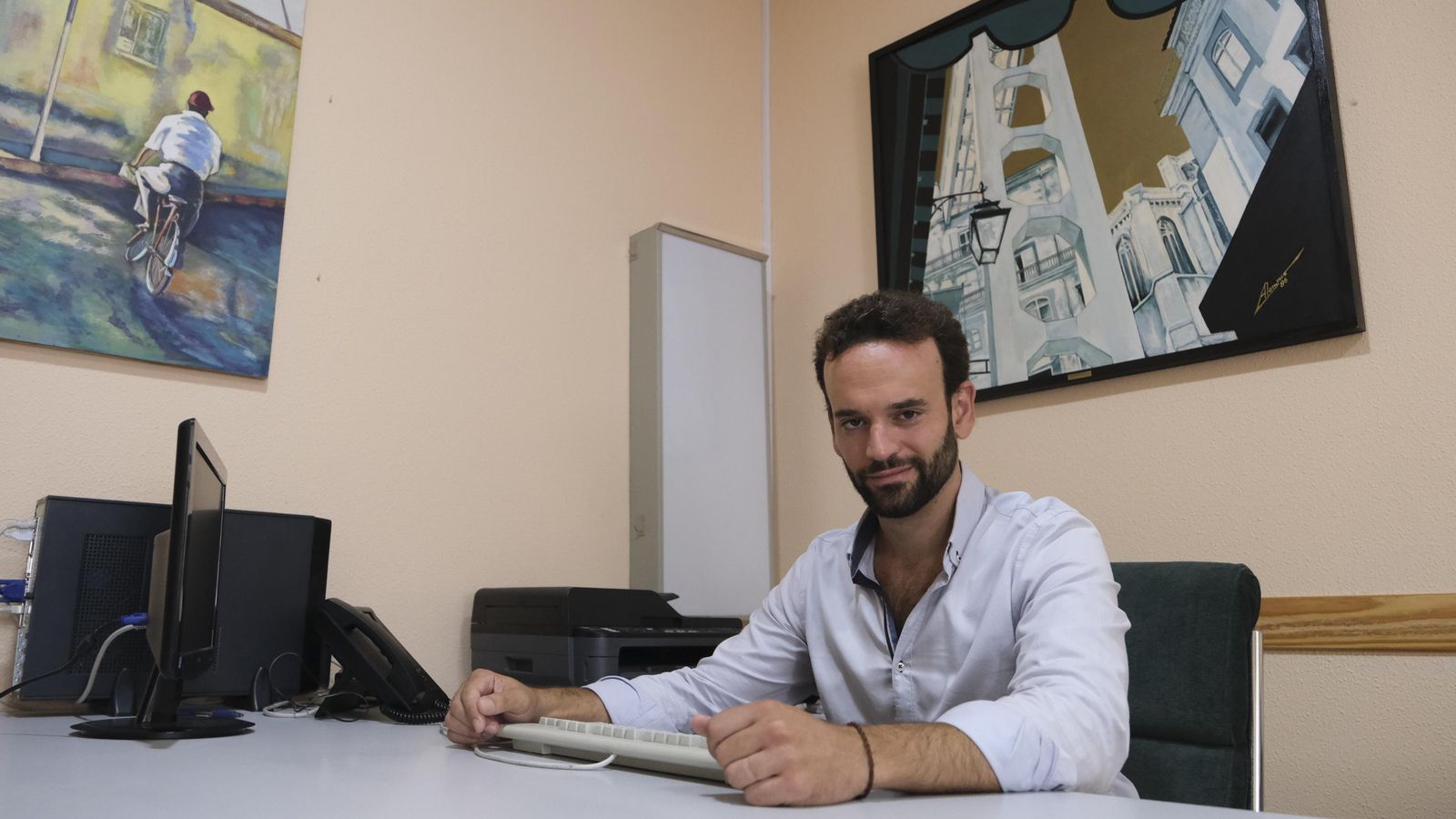 A mediados de este mes abre una consulta en la clínica La Salud sita en Hermanos Pinzón número 5 para tratar estos trastornos mentales de manera profusa.
