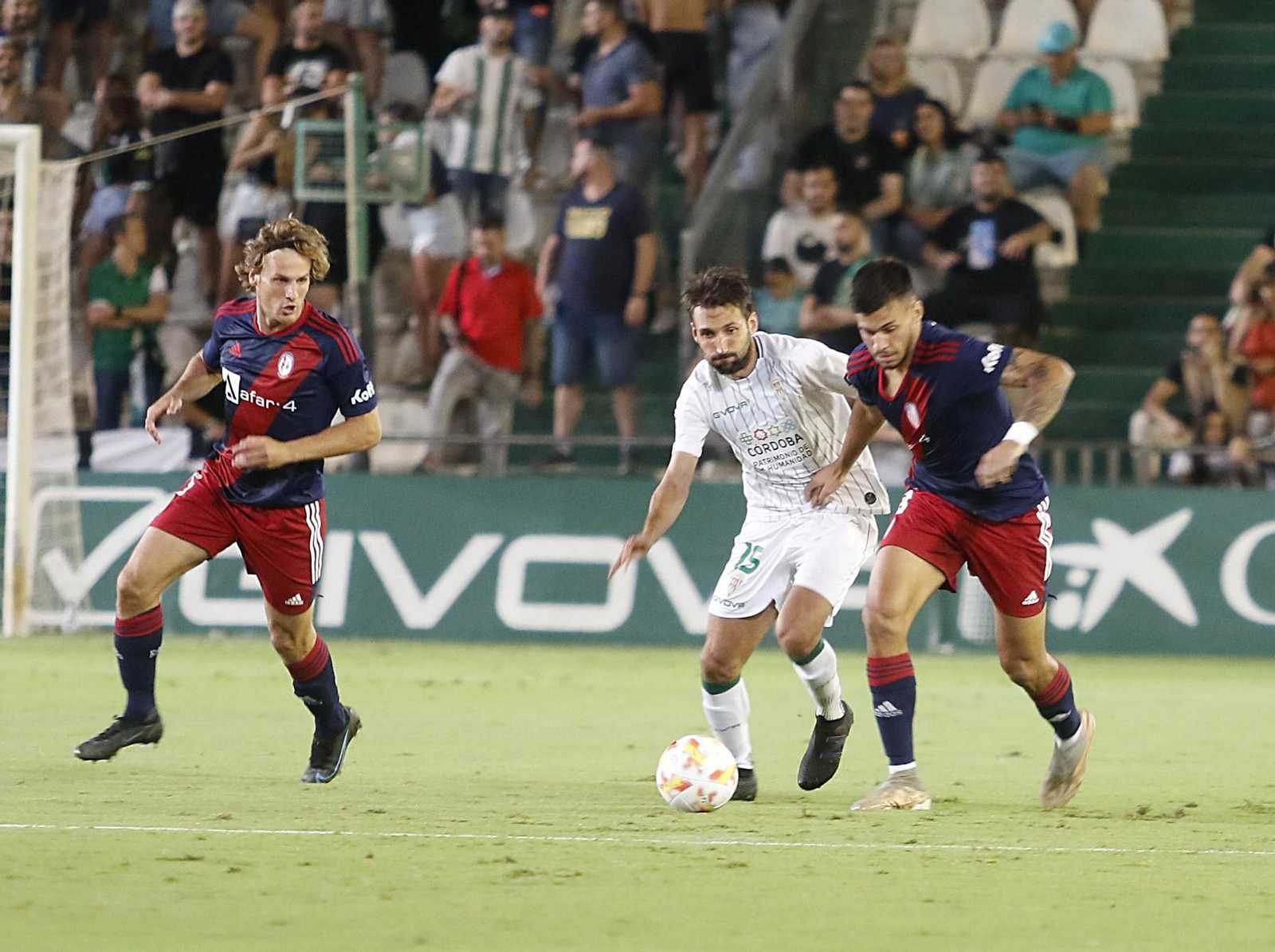 Las imágenes de la victoria del Córdoba CF ante el Rayo Majadahonda en El Arcángel