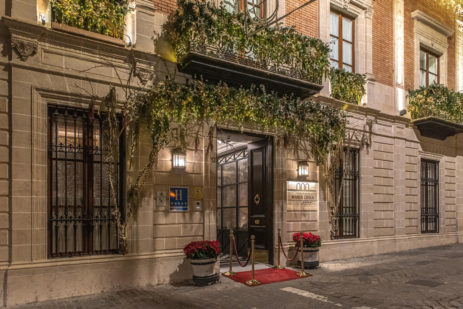 Imagen de la fachada del Hotel Casa Palacio María Luisa.