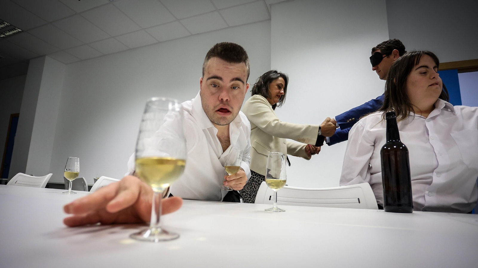 Cata sensorial a ciegas en el Campus de Jerez