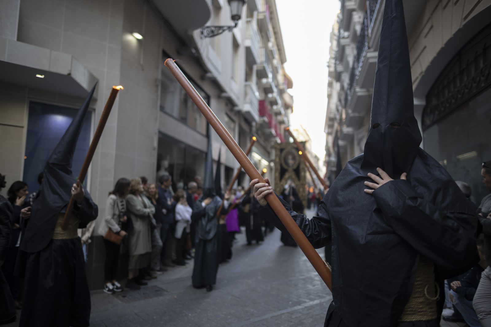 La Hermandad de la Misericordia en la Semana Santa de Huelva 2023, en imágenes