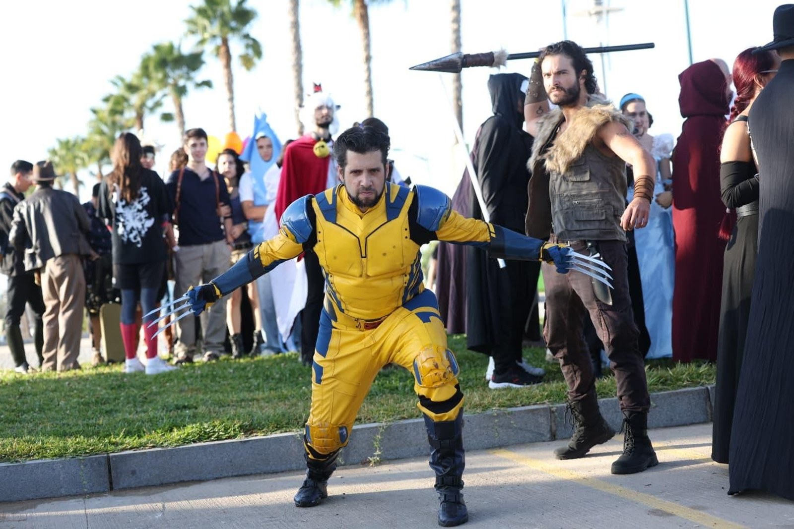 Un asistente a la Comic-Con en Málaga vestido de Lobezno, este jueves.