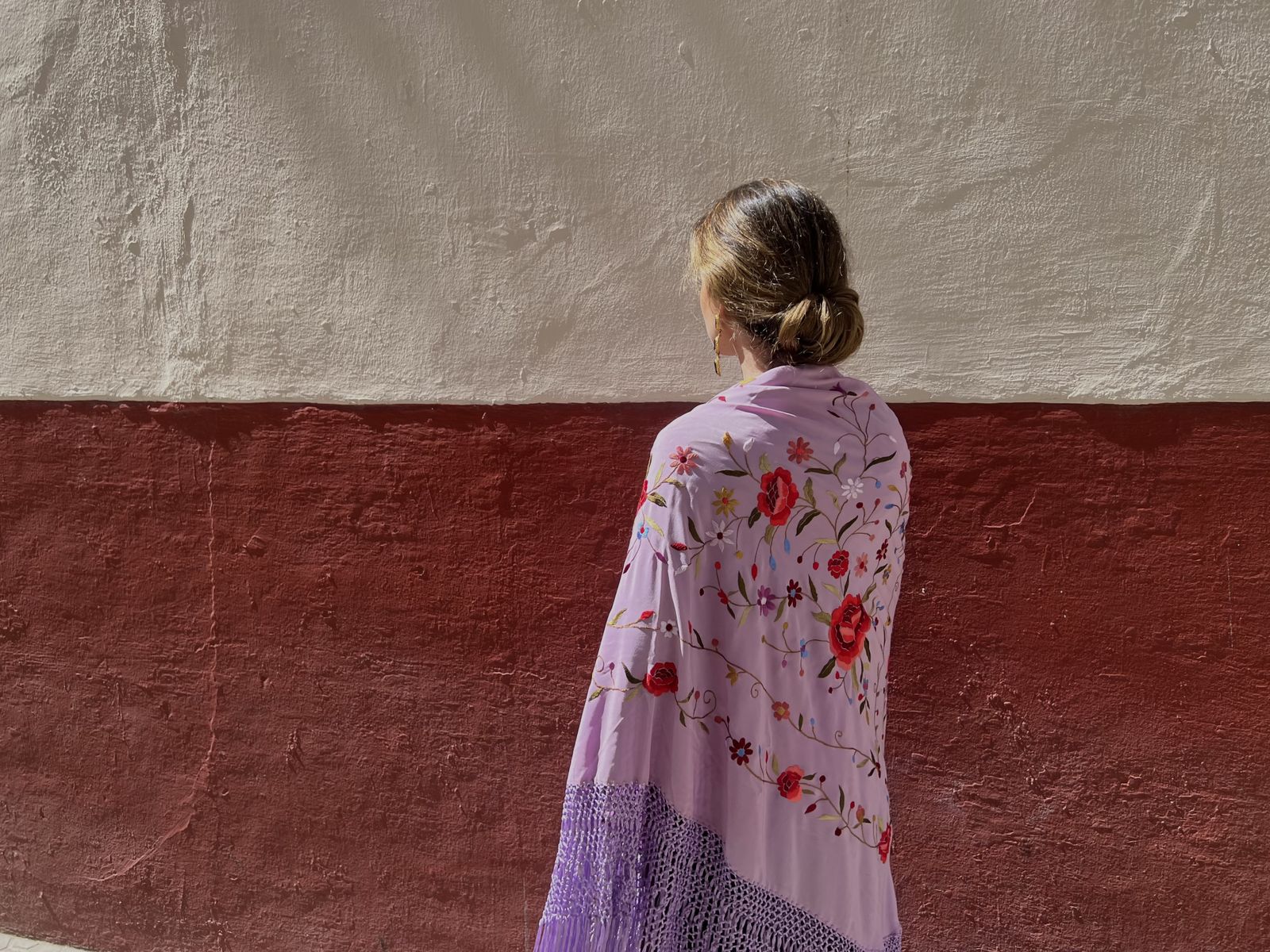 ¿Quieres un mantón de seda bordado de Foronda?