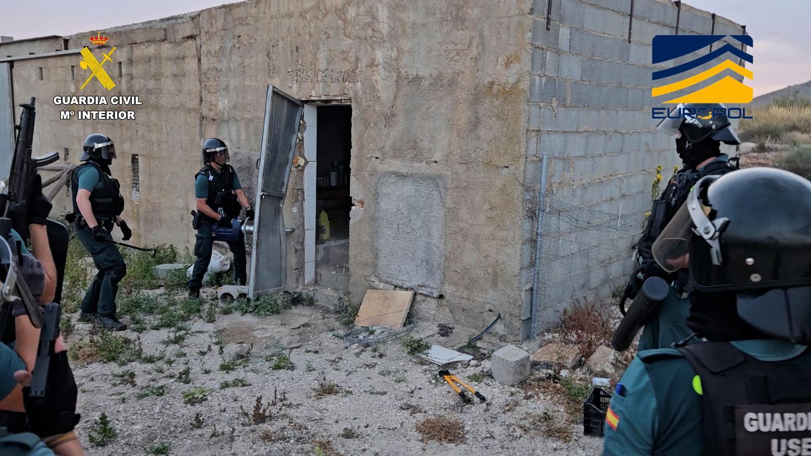 Uno de los registros realizado por la Guardia Civil en Almería