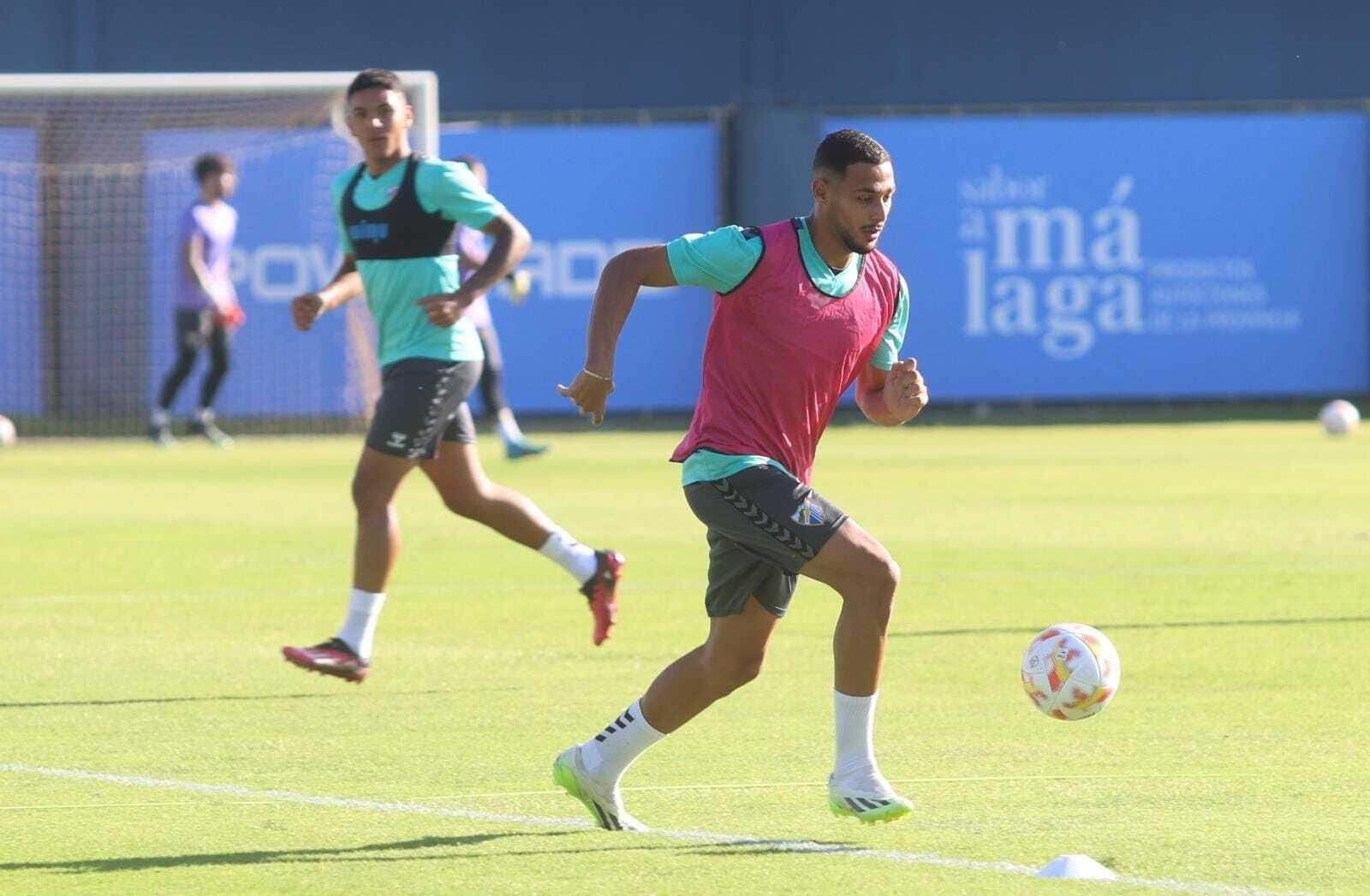 El Málaga suda antes de 'encerrarse' en Estepona