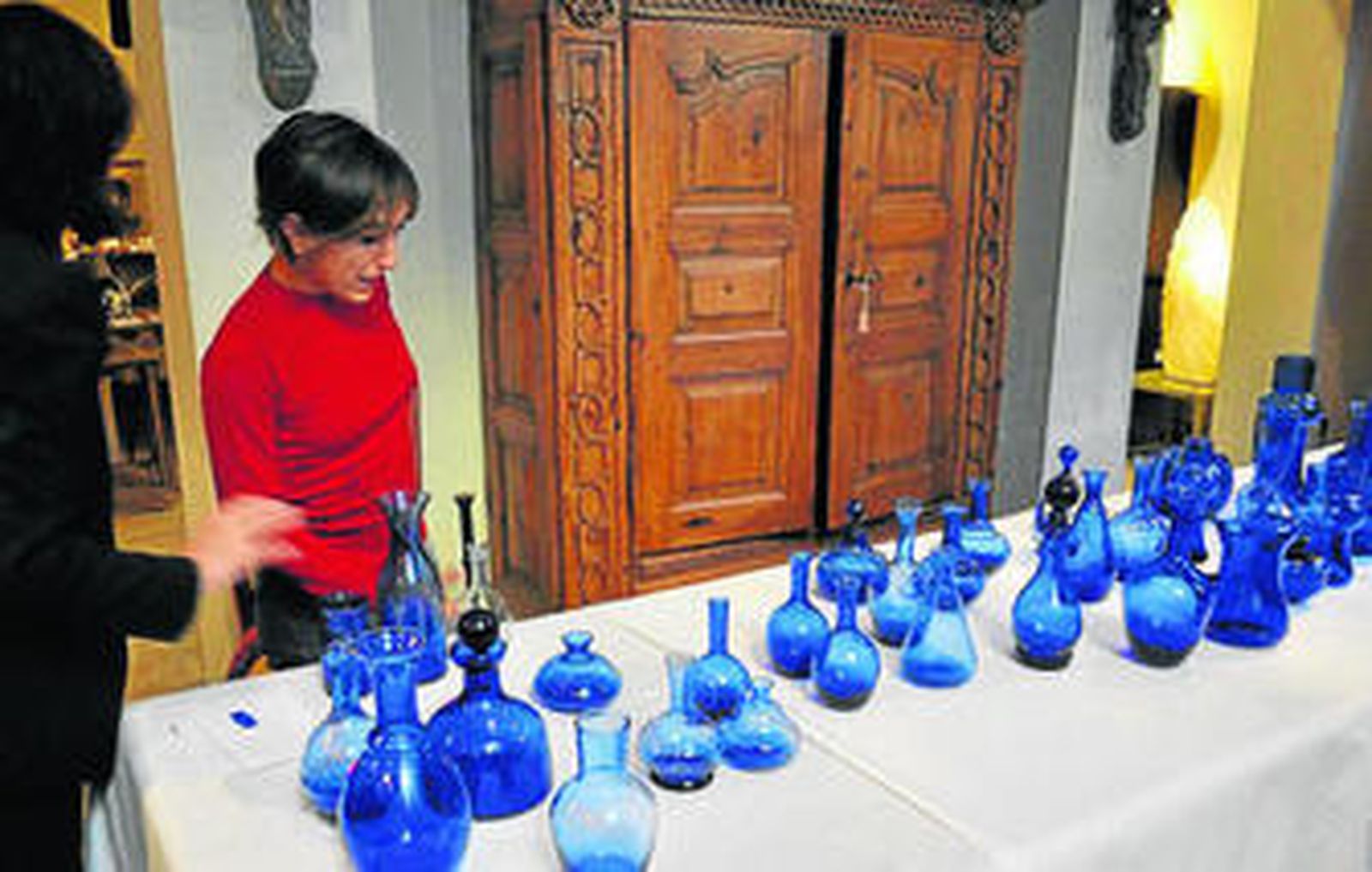 Muestra de algunas de las piezas de vidrio que están a la venta.