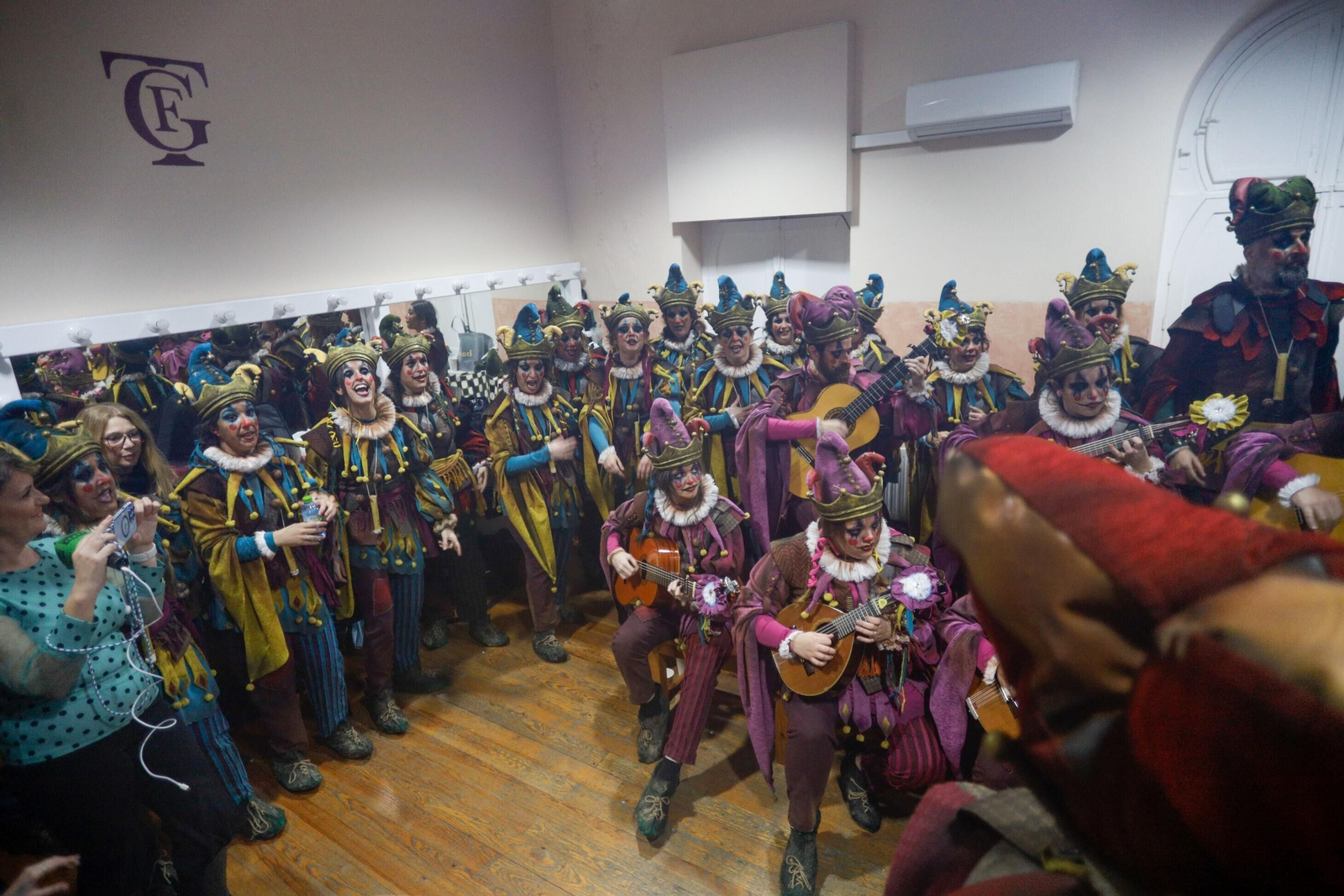 Ambiente en los camerinos en la octava sesión de preliminares del COAC-