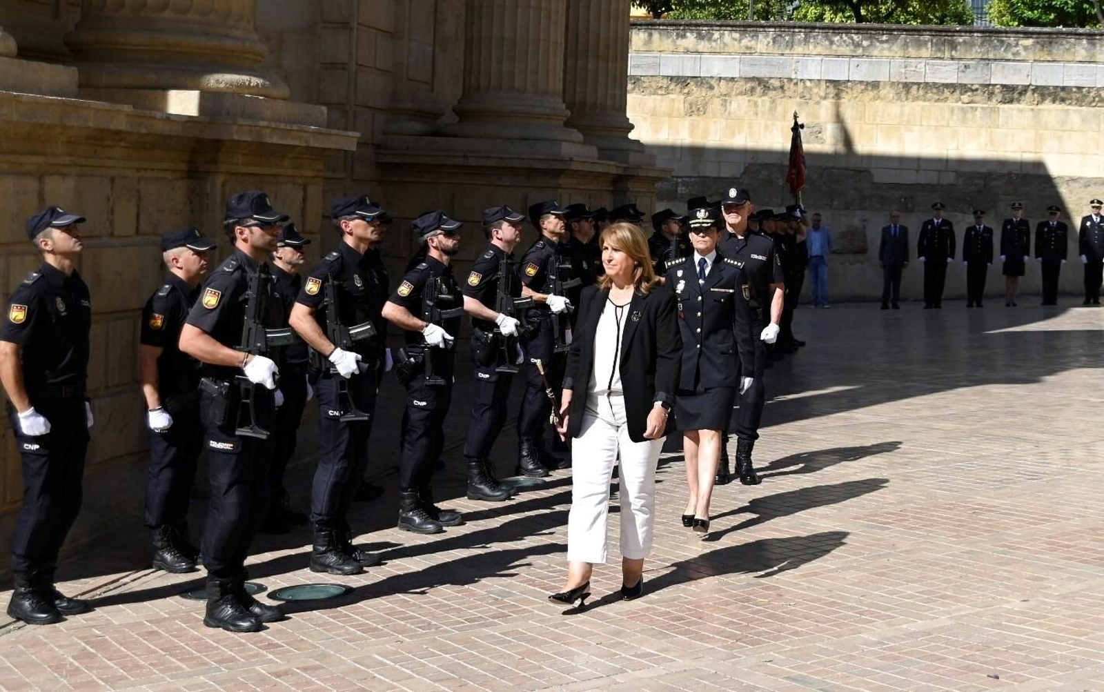 La Policía Nacional de Córdoba celebra el Día de las Víctimas del Terrorismo, en imágenes
