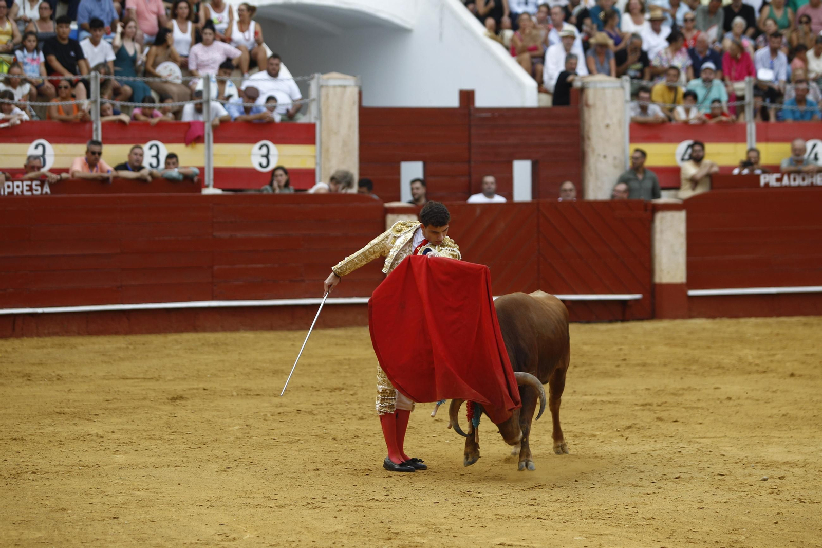 Las mejores imágenes de la clase práctica de la Escuela Municipal Taurina de Almería