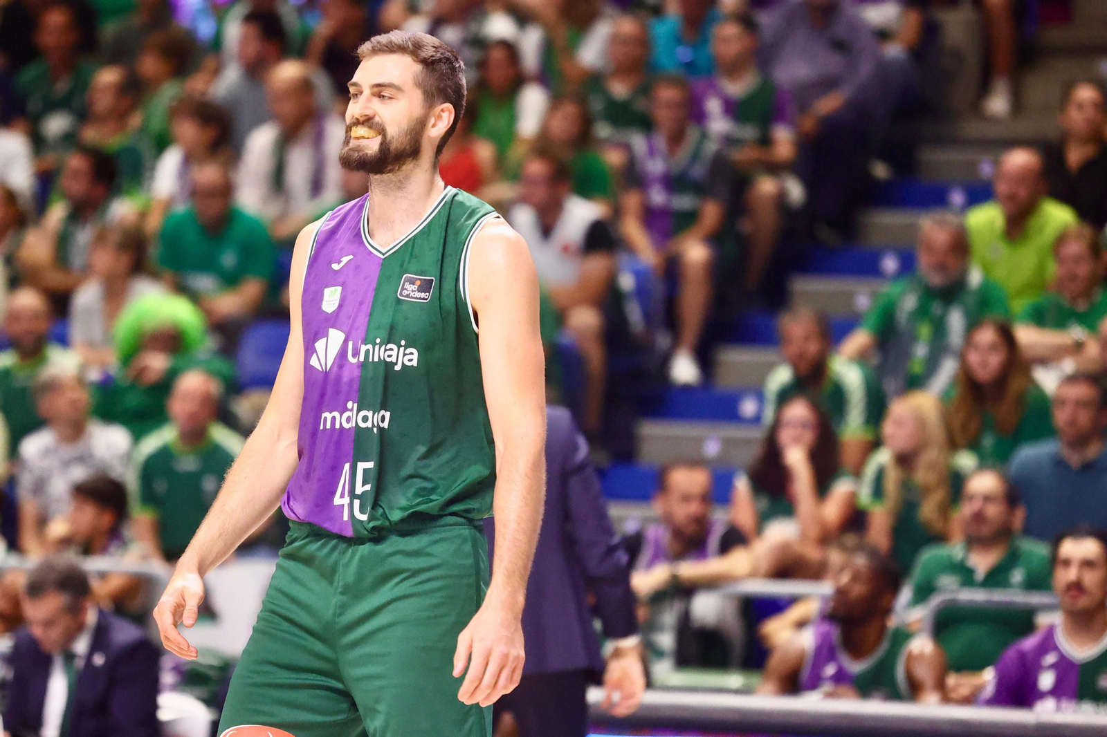 El quinto partido entre el Unicaja y el UCAM Murcia, en imágenes