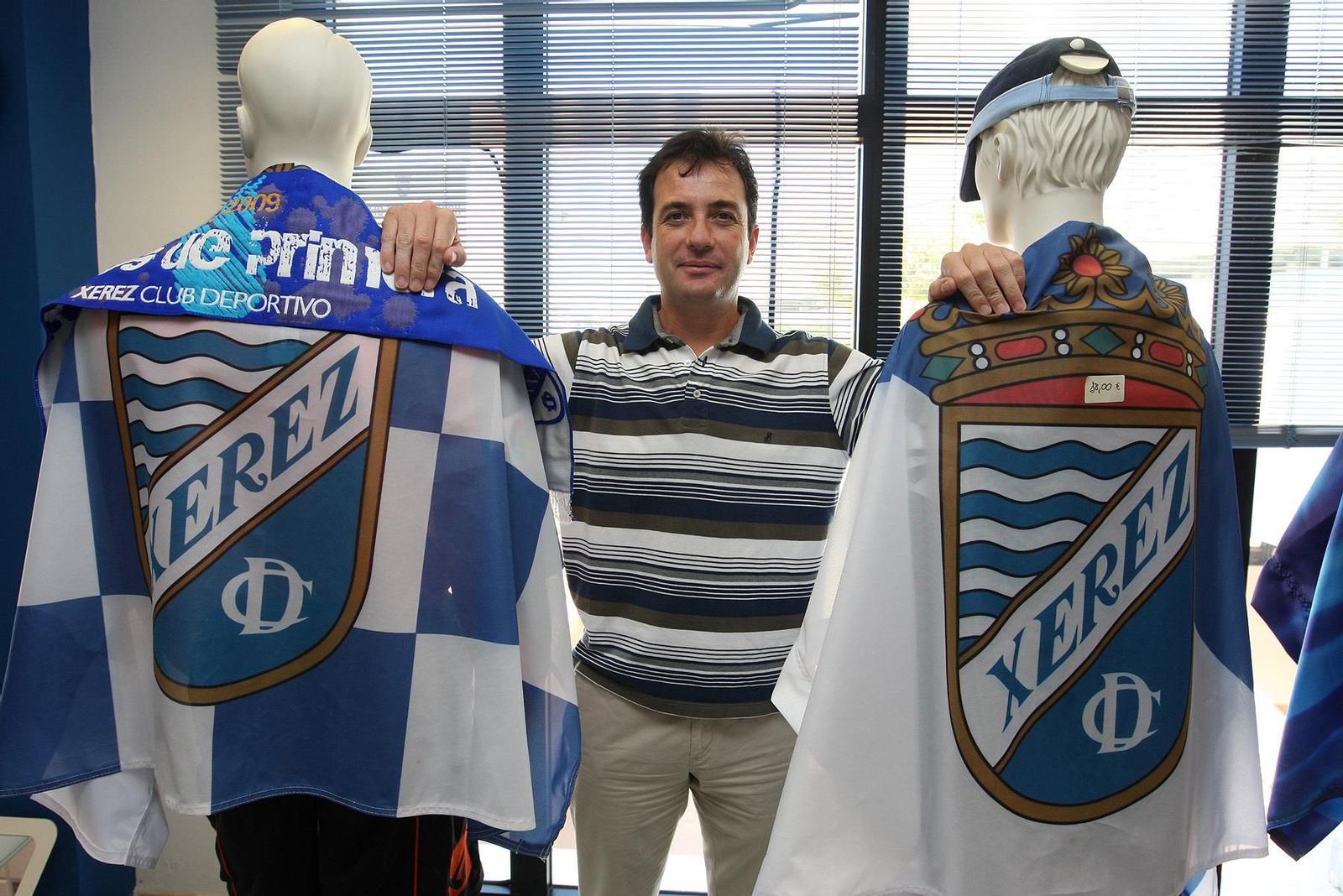 Miguel Ángel Rondán es la opción que más gusta en el Xerez CD para suplir a Juan Carlos.