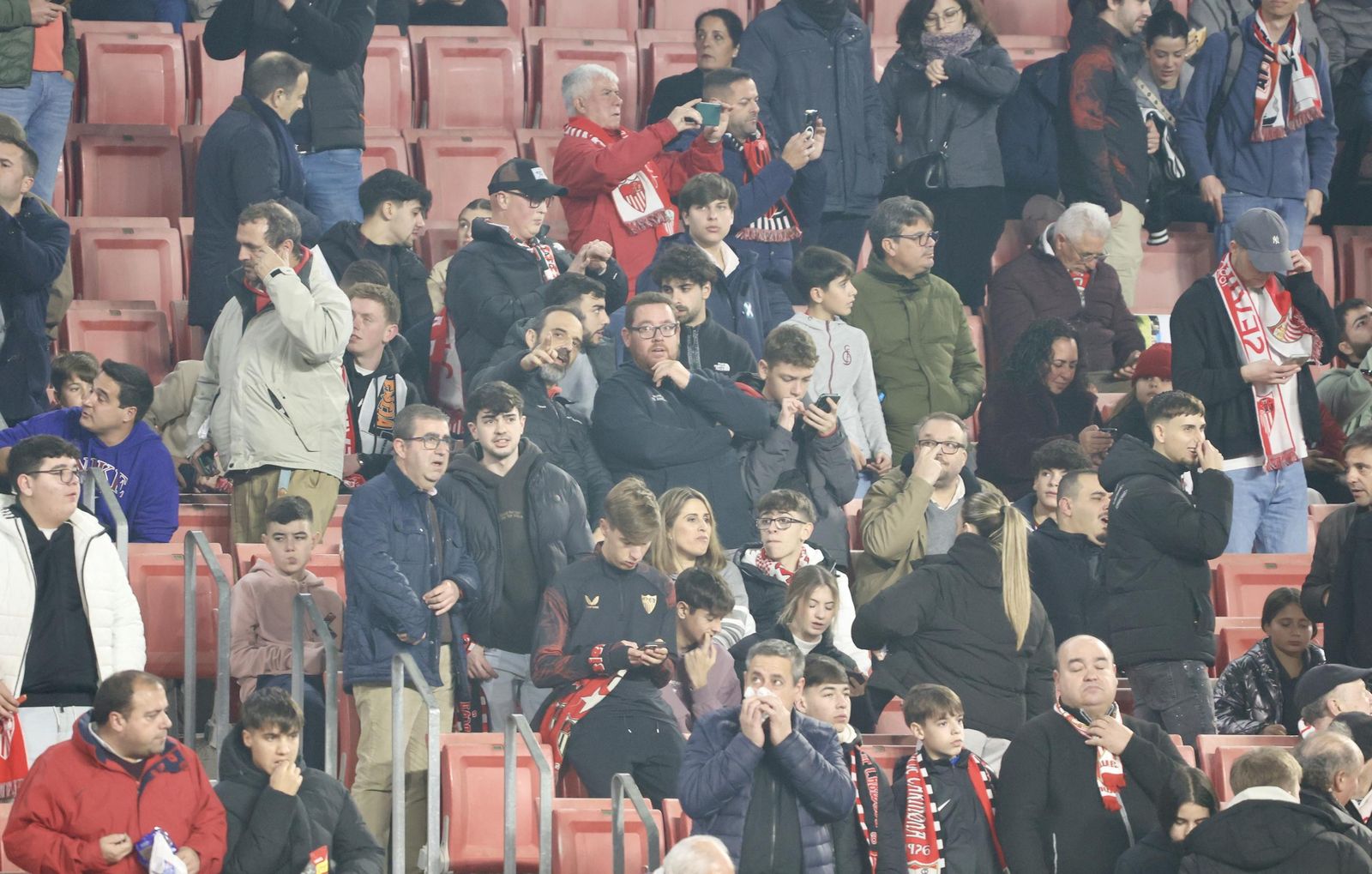 Búscate en el partido Sevilla Valencia