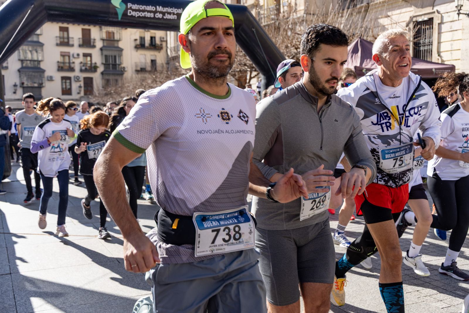 En imágenes: deporte y solidaridad se dan la mano en la VI Carrera-Caminata de la Hermandad de la Buena Muerte (1)