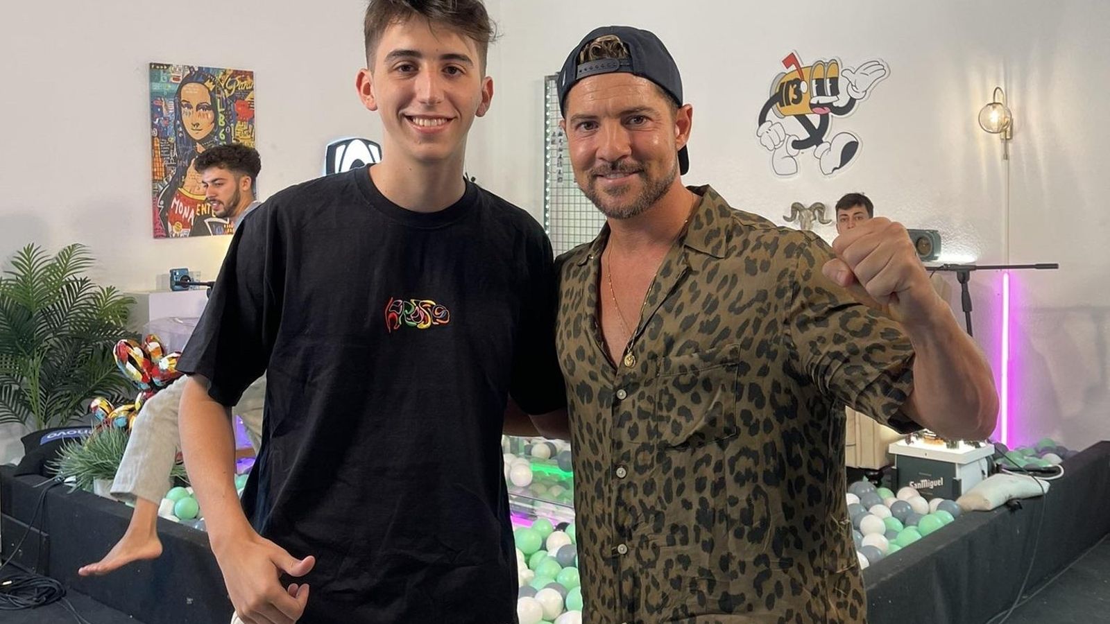 Jorge Orejudo con David Bisbal. Jorge Orejudo con David Bisbal.