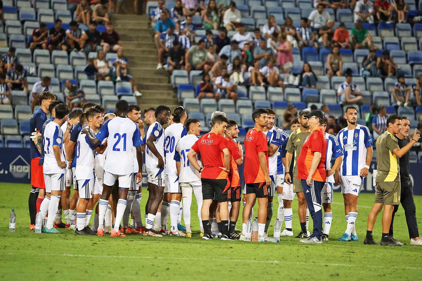 Las mejores imágenes del Trofeo Colombino entre el Recreativo de Huelva y el Córdoba CF