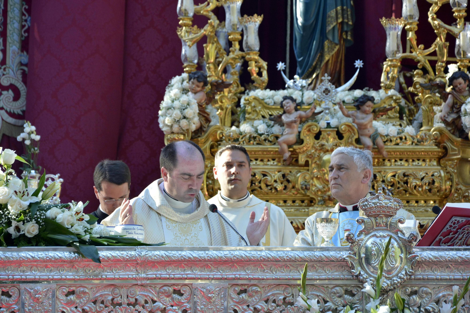 Imágenes de la Coronación de María Auxiliadora