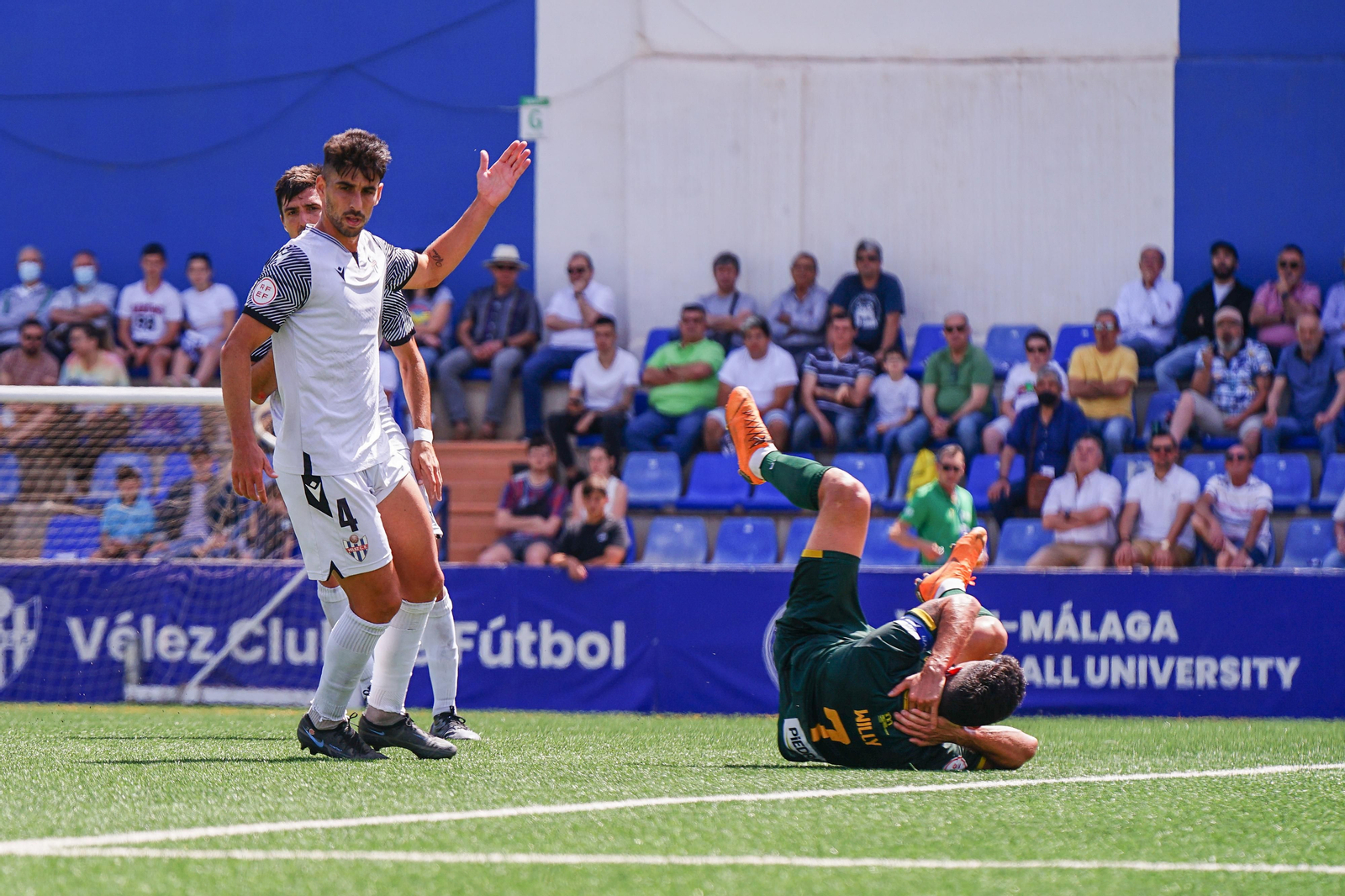 La victoria del Córdoba CF ante el Vélez, en imágenes