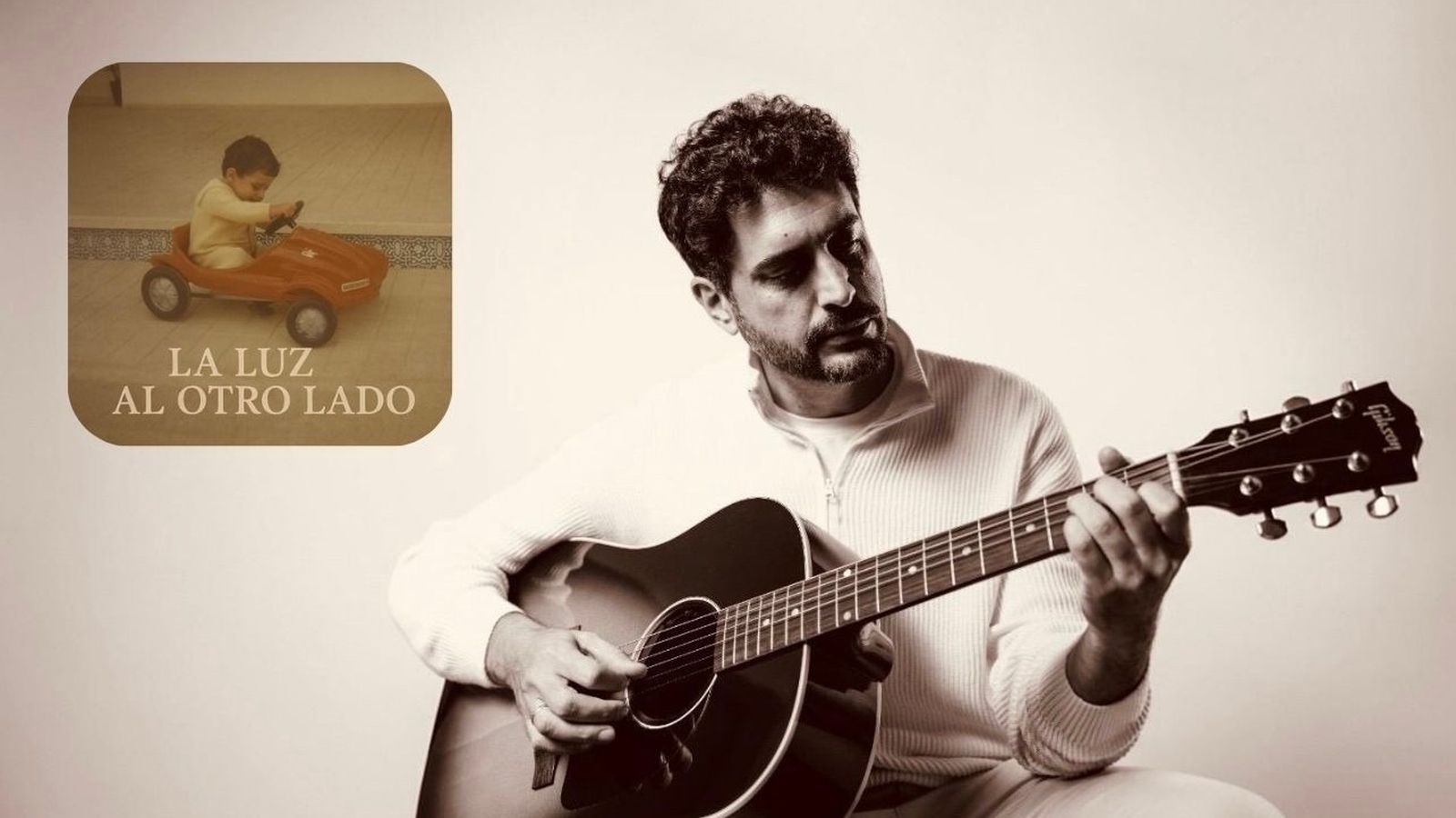 Joselete Quesada con su guitarra; a la izquierda, su nuevo disco ‘La luz al otro lado’