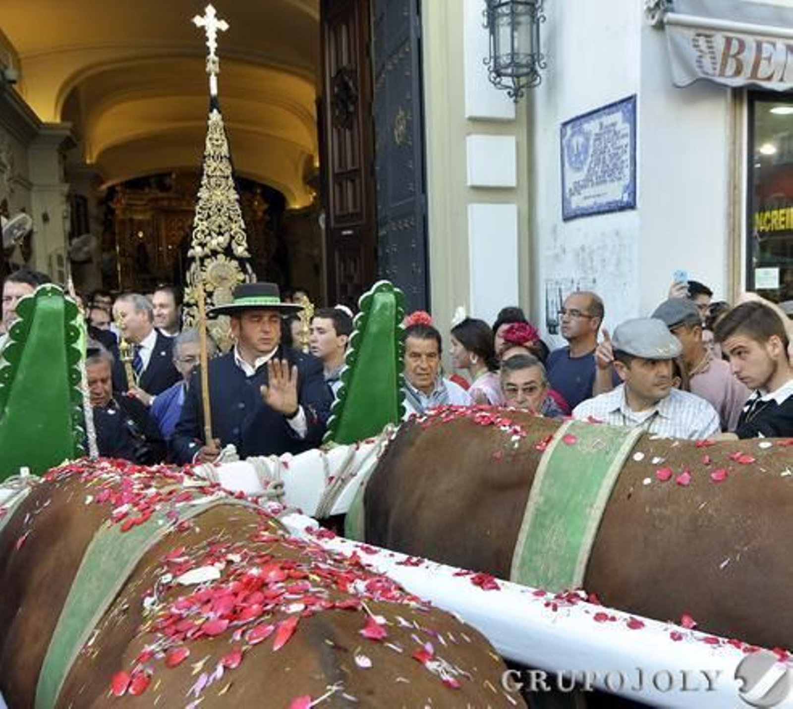 Triana, de camino al Rocío