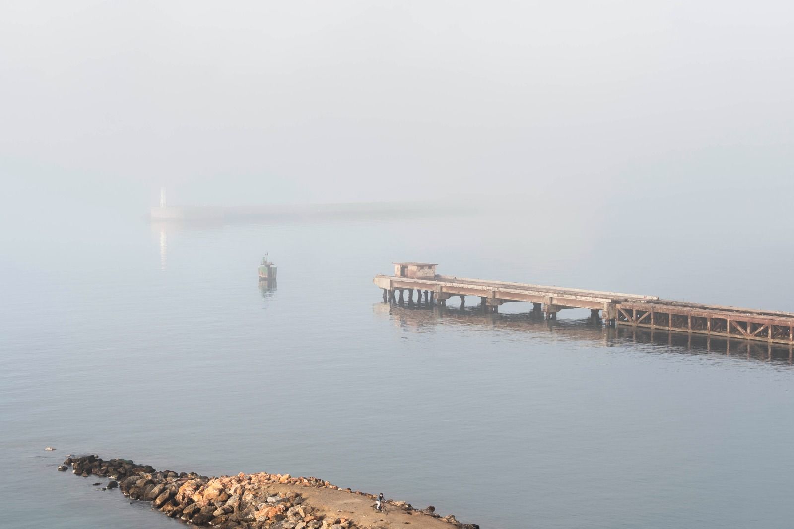 La niebla en el mar