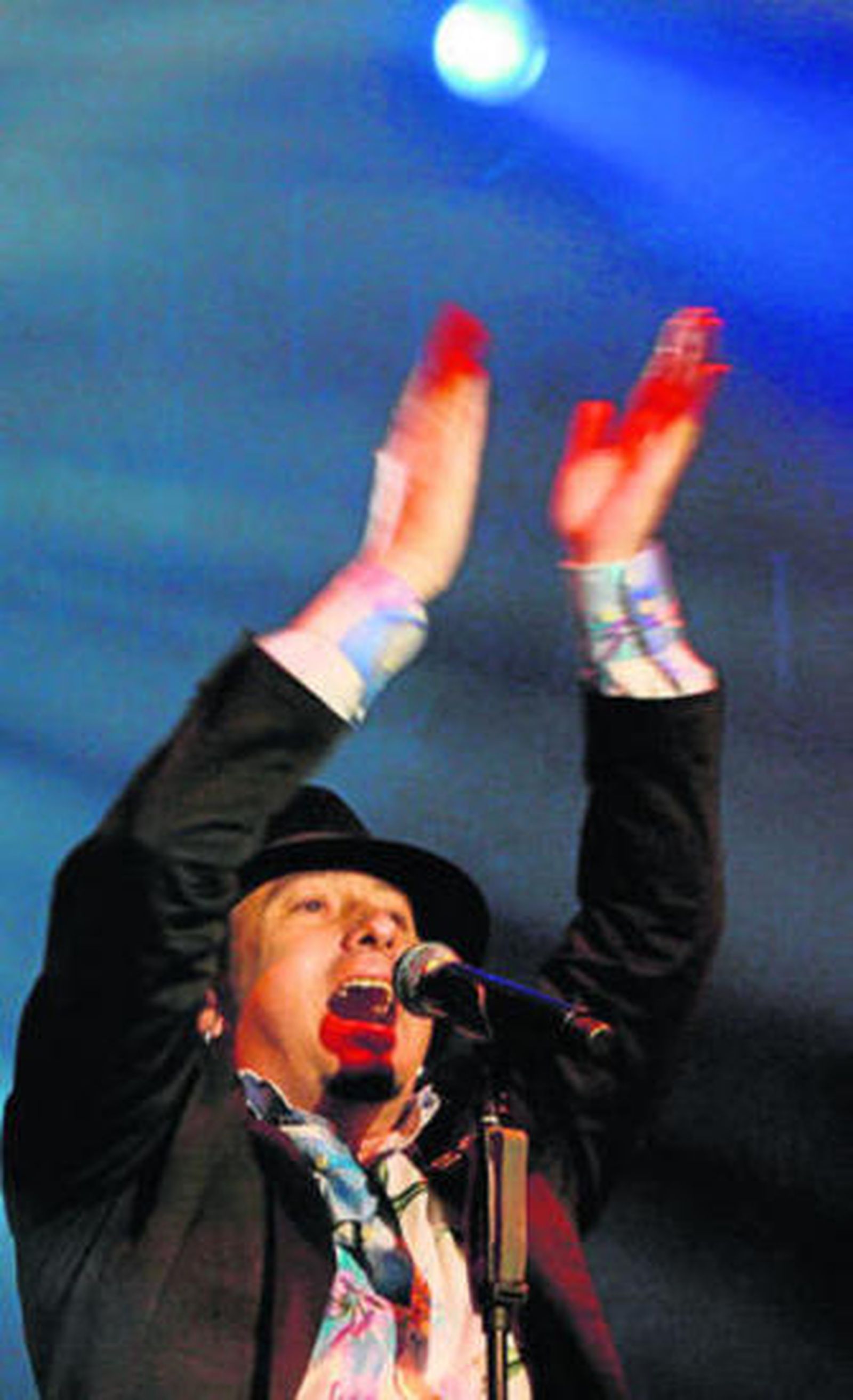 José Luis Figuereo 'El Barrio' en plena actuación.