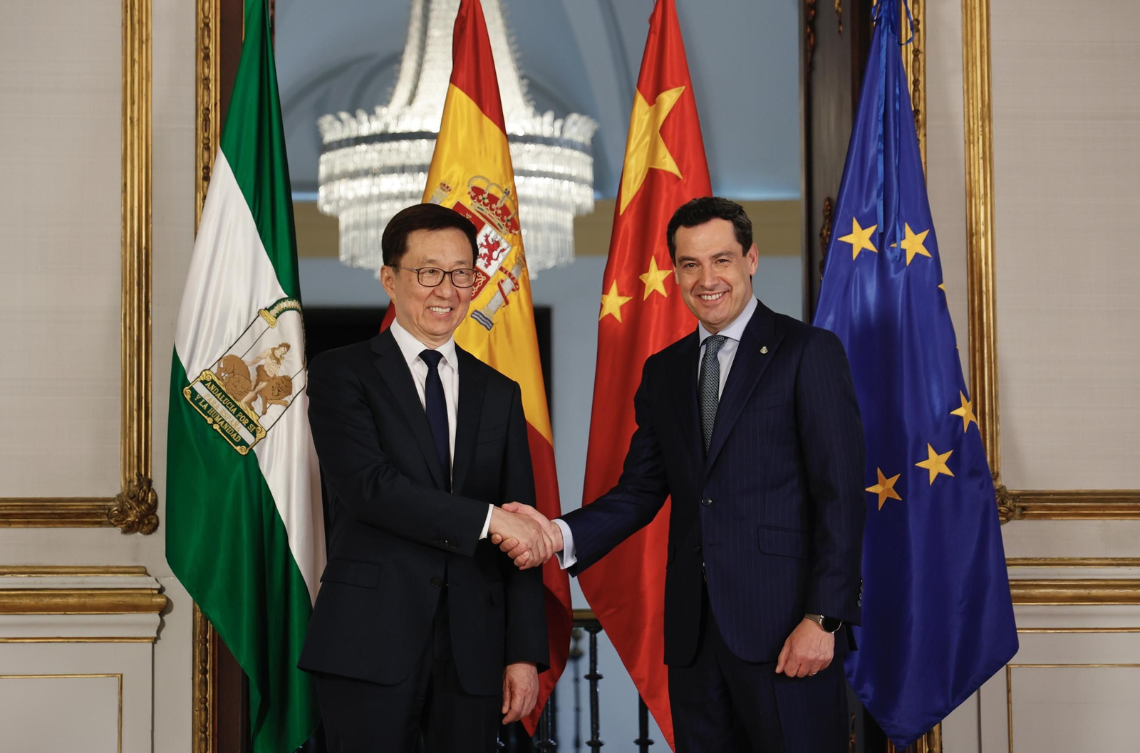 Las mejores fotos de la visita del vicepresidente chino Han Zheng a Sevilla para reunirse con Juanma Moreno