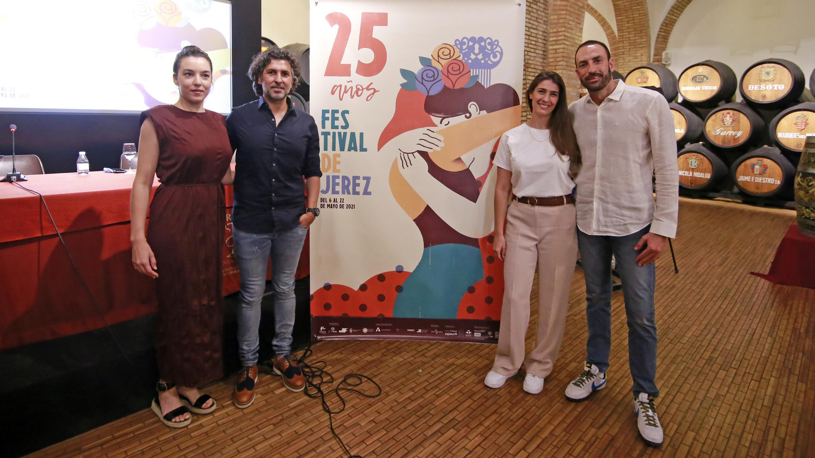 Macarena López, Arcángel, Mónica Iglesias y Luis Mariano, ayer en San Ginés.