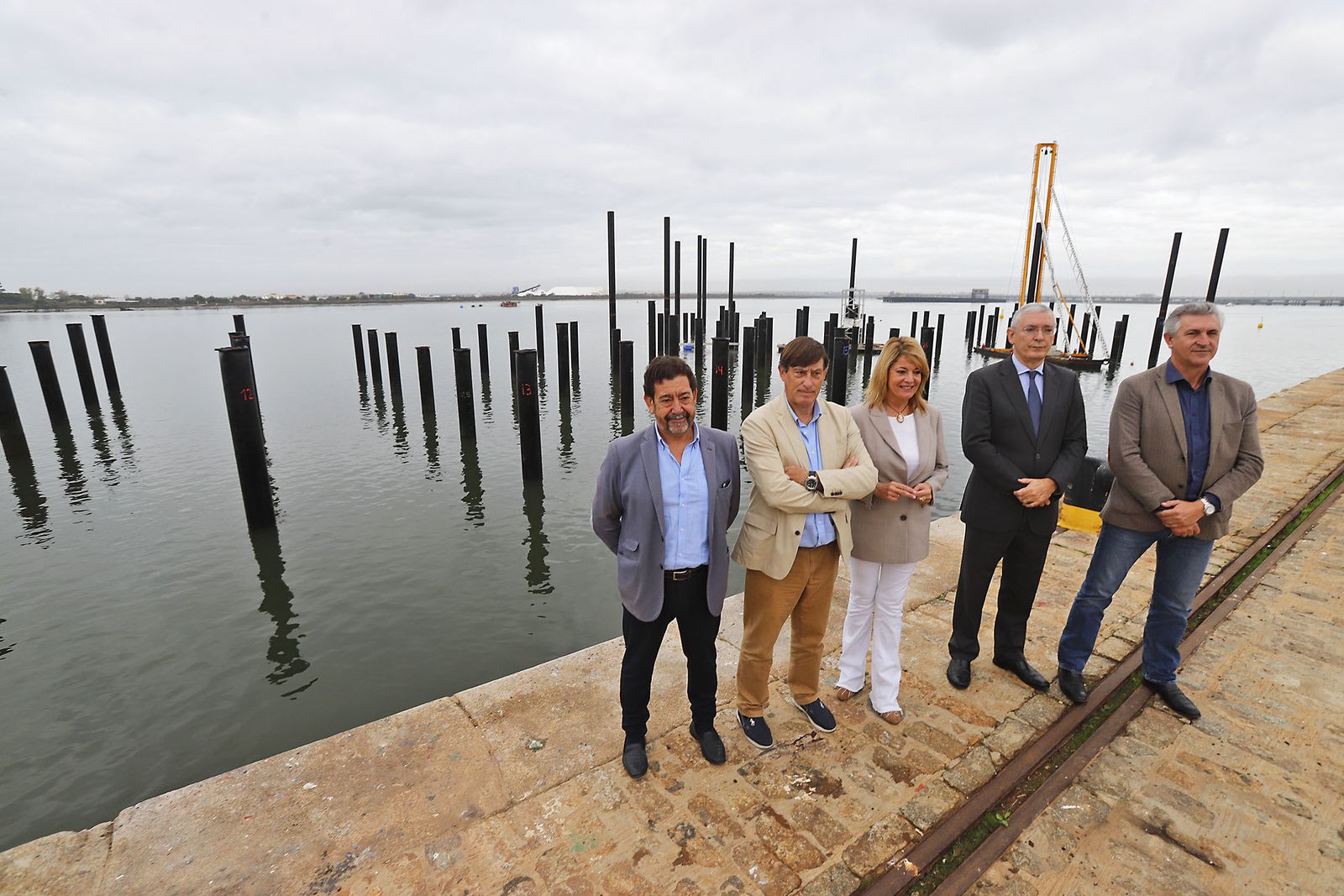 Imágenes de las obras de remodelación del Muelle de Levante.